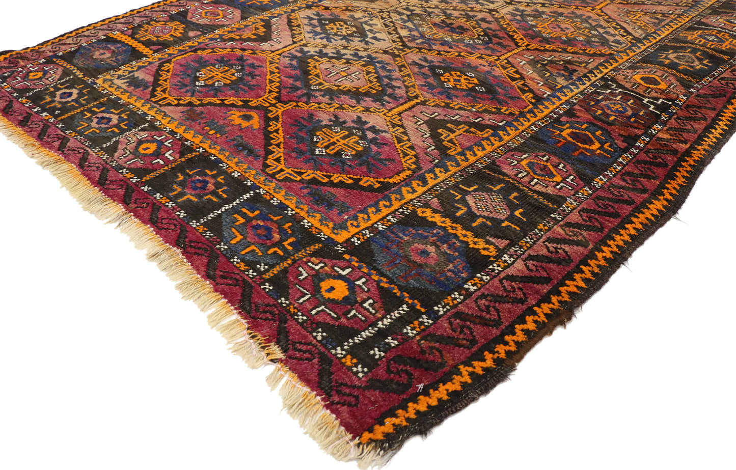 4 x 6 Antique Persian Shiraz Rug 72011