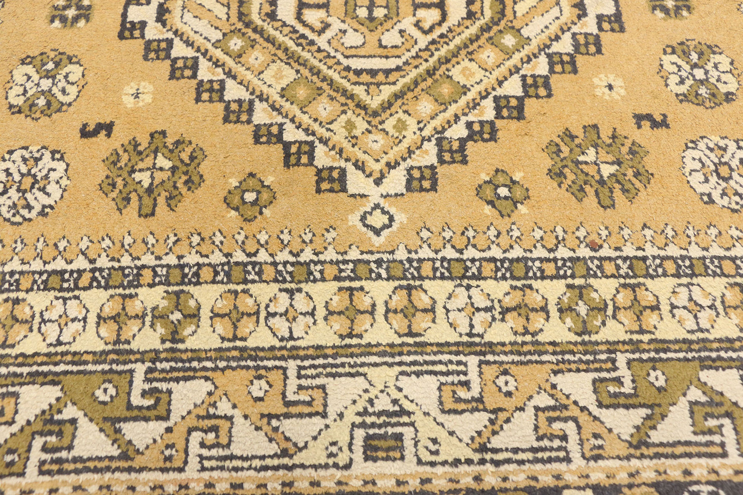 4 x 5 Vintage Turkish Rug 72249