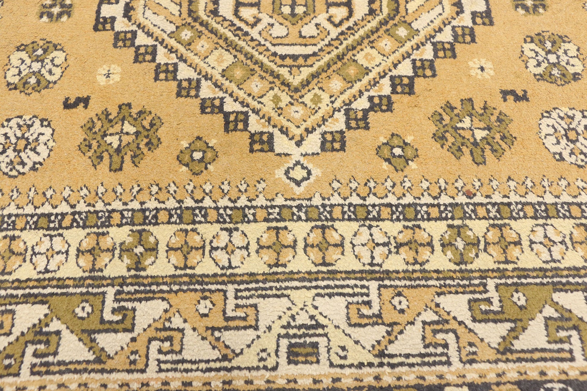 4 x 5 Vintage Turkish Rug 72249