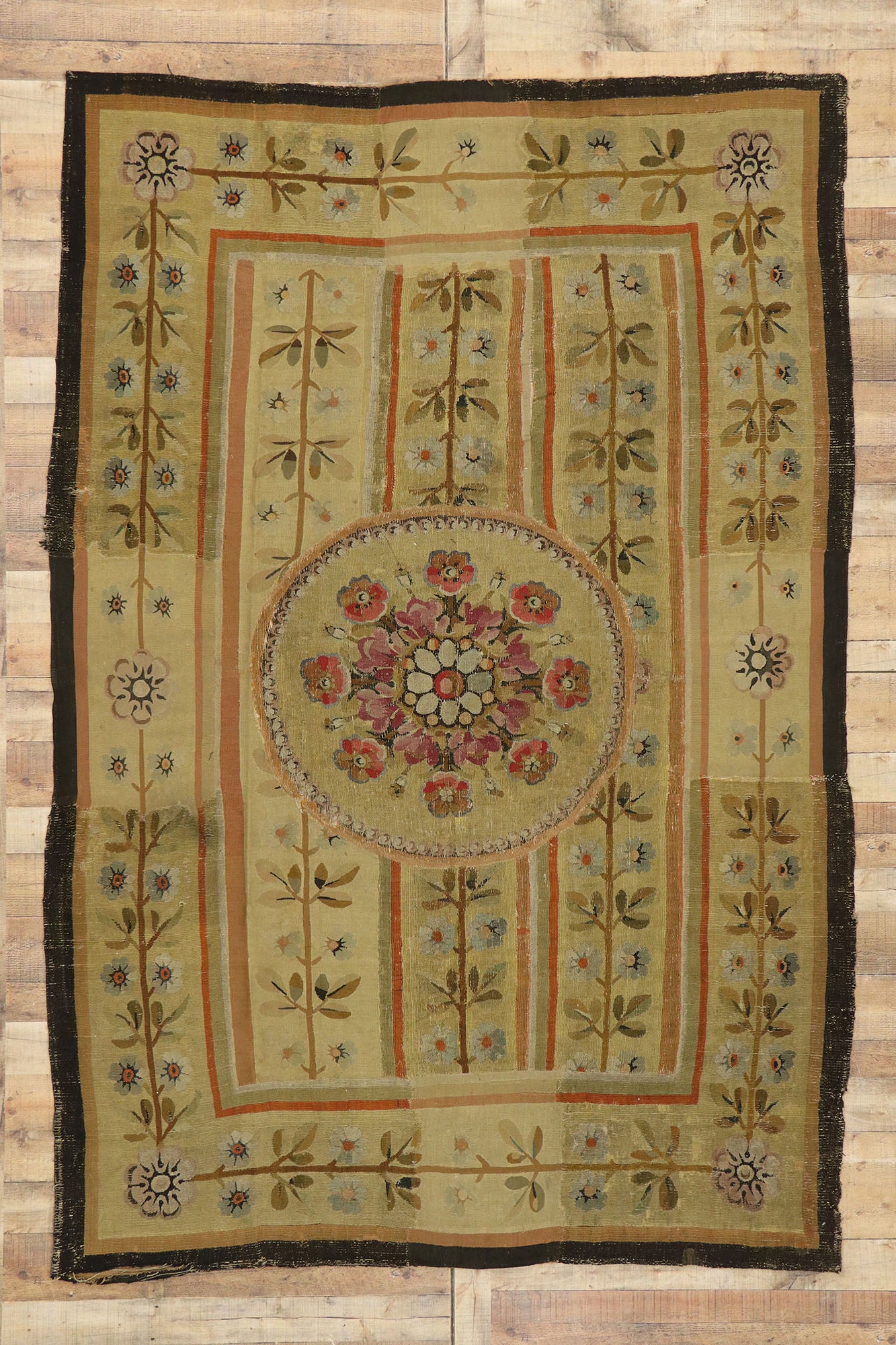 7 x 10 Antique Aubusson Rug 72355