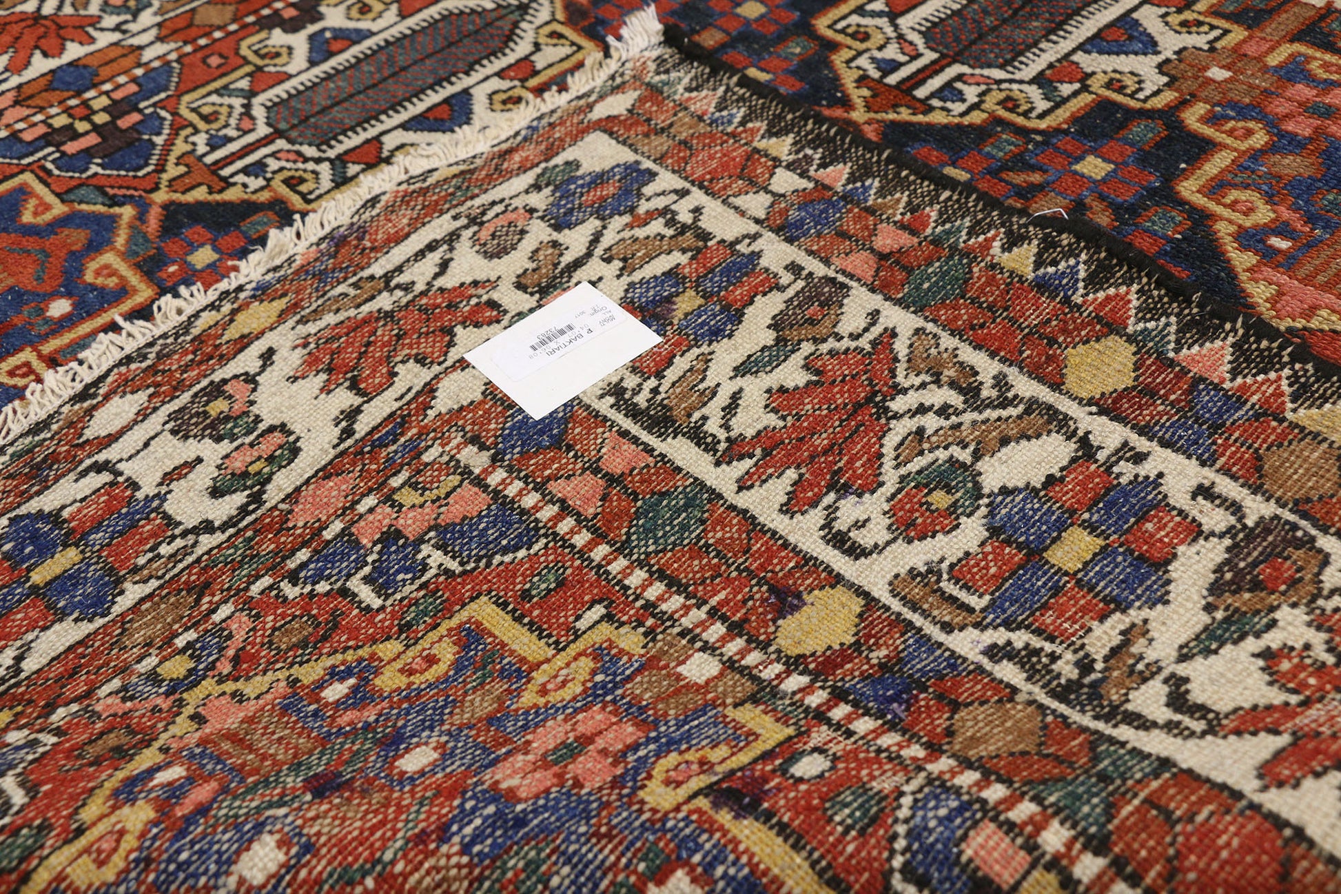 5 x 7 Antique Persian Bakhtiari Rug 73283