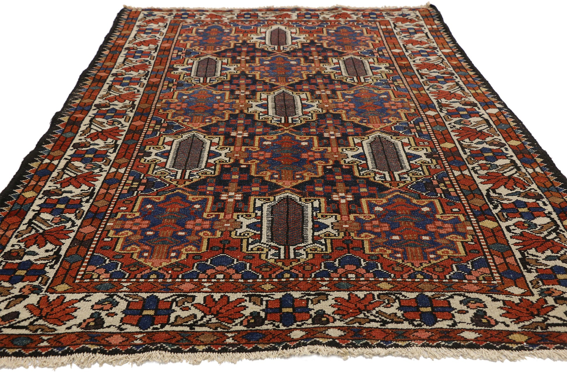 5 x 7 Antique Persian Bakhtiari Rug 73283