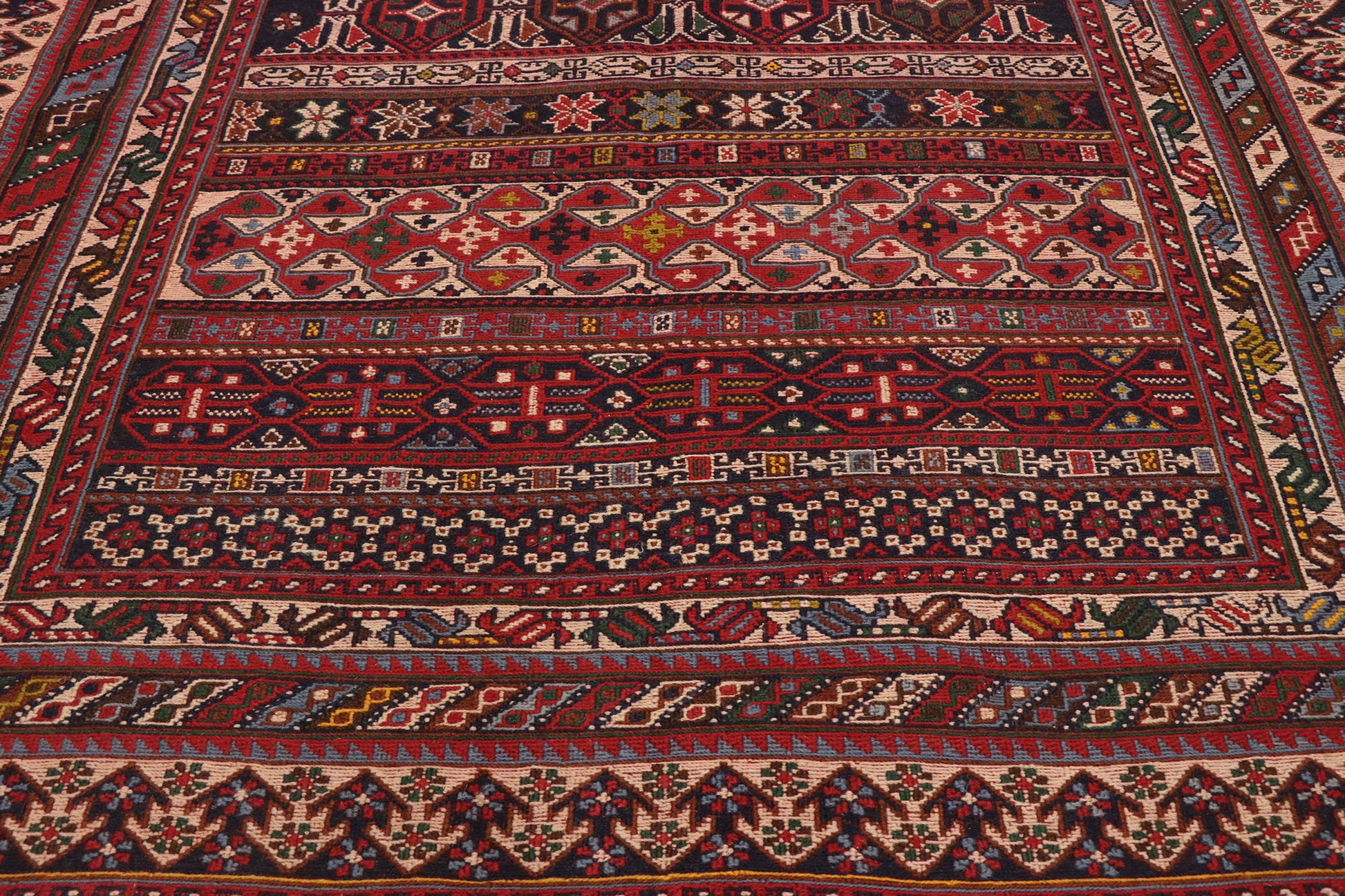 5 x 8 Vintage Persian Soumak Rug 73290