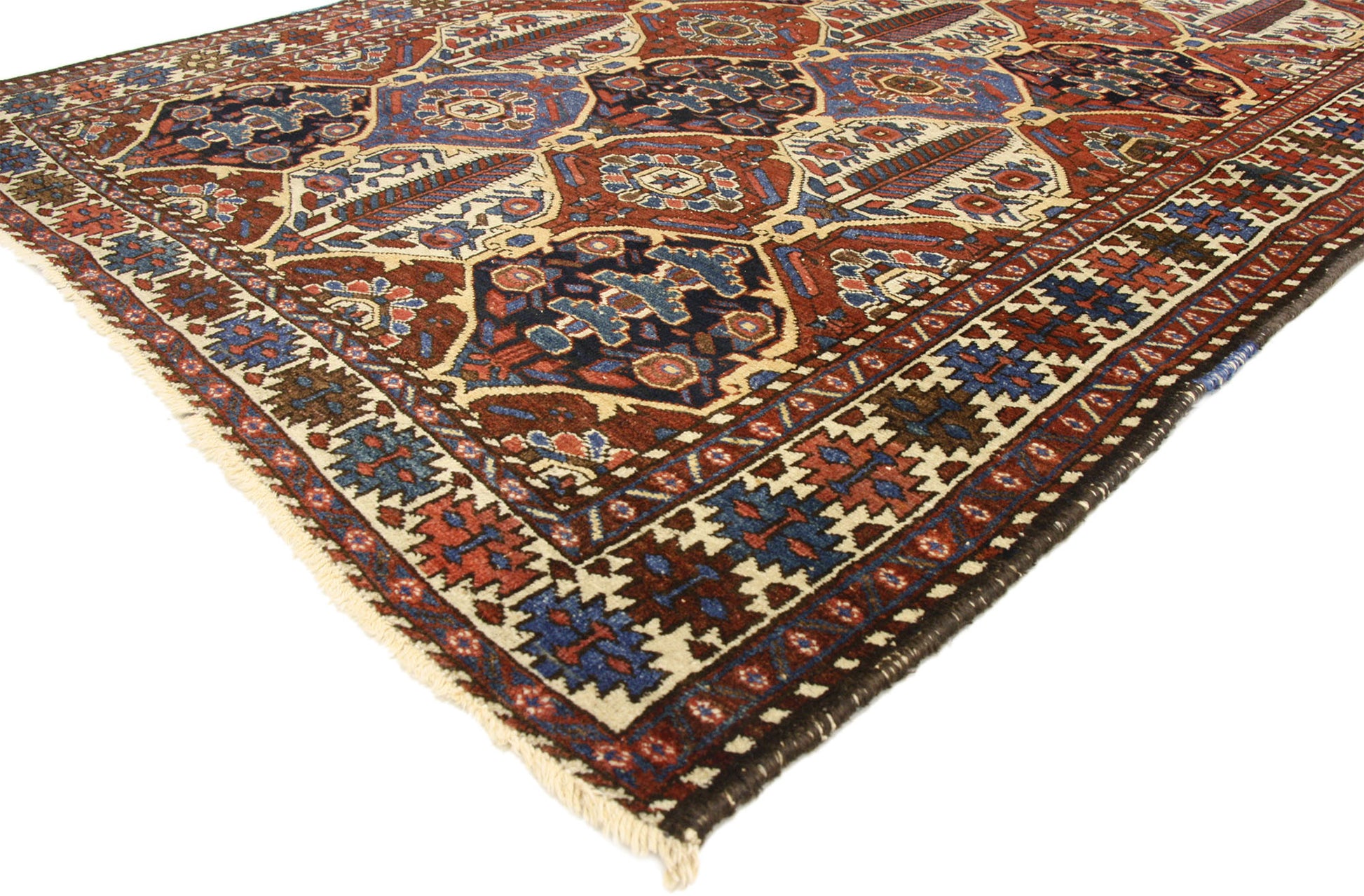 5 x 7 Antique Persian Bakhtiari Rug 73314