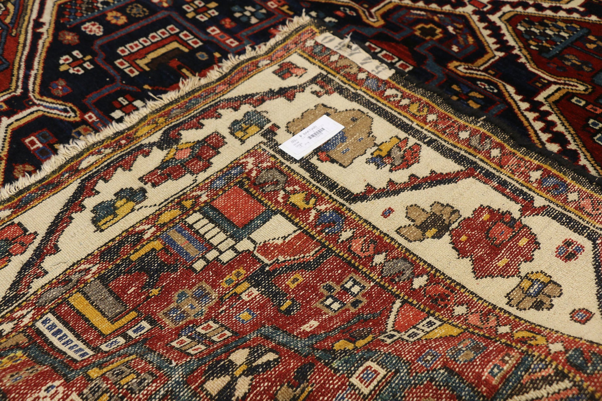 5 x 7 Antique Persian Bakhtiari Rug 73315