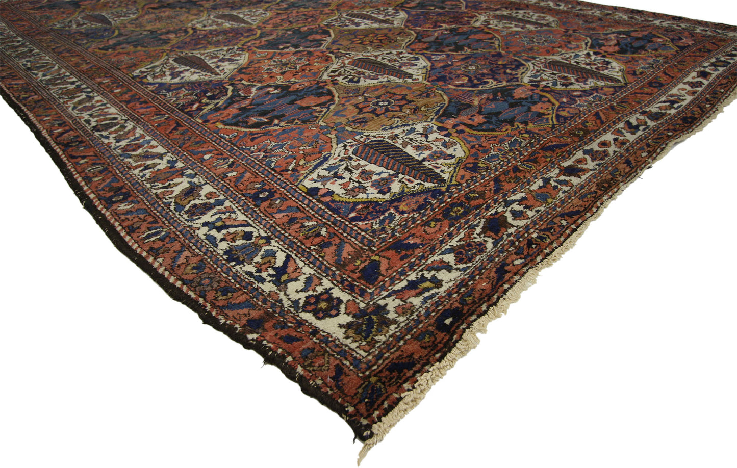 8 x 10 Antique Persian Bakhtiari Rug 73322