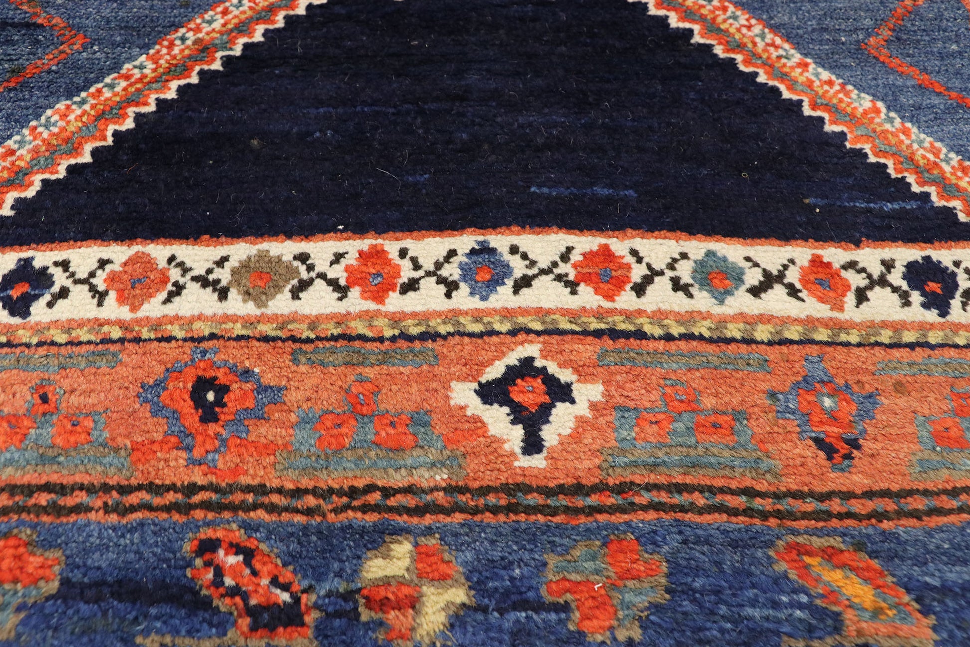 3 x 16 Antique Hamadan Rug 73325