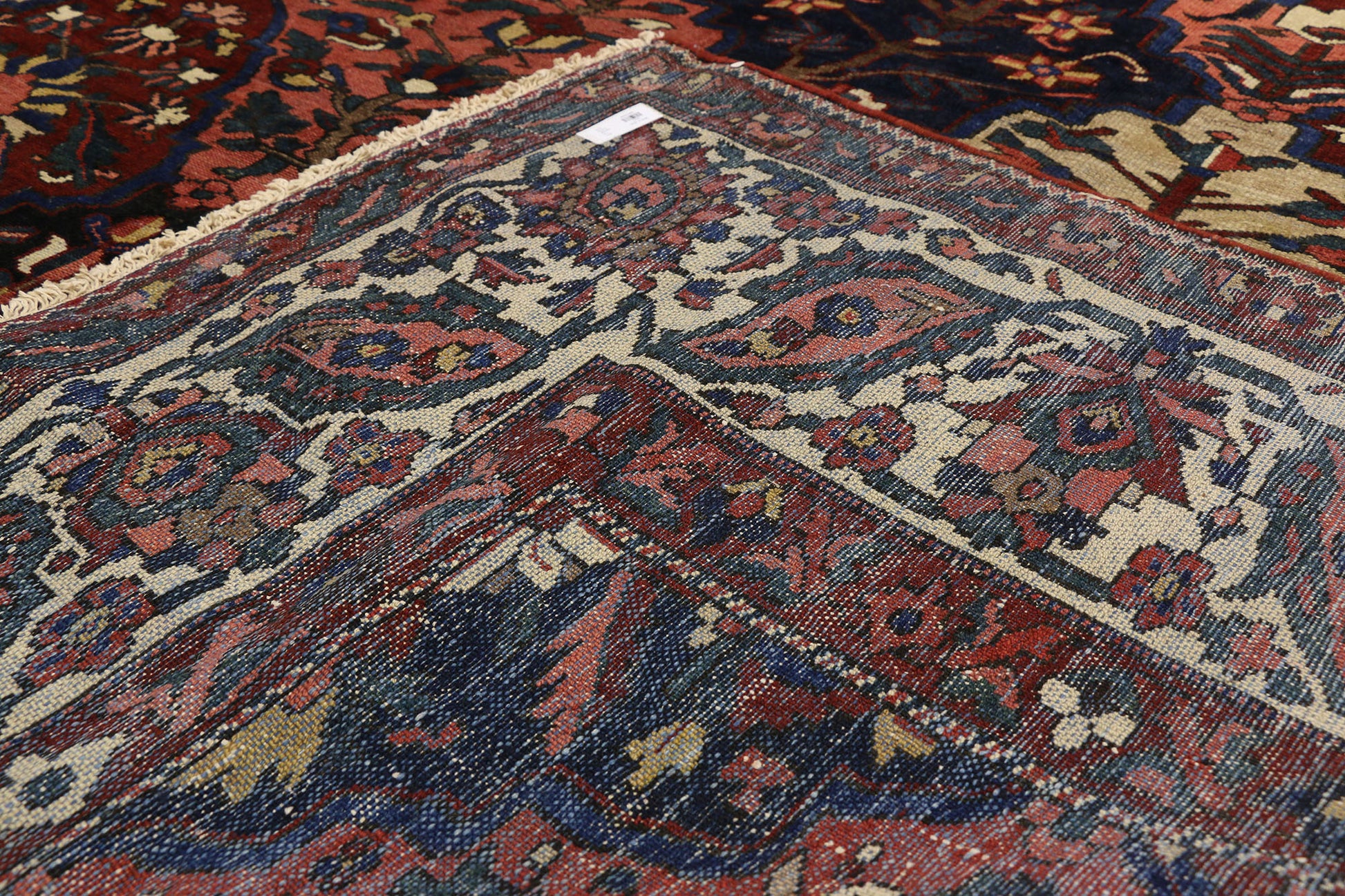 10 x 16 Antique Persian Bakhtiari Rug 73345