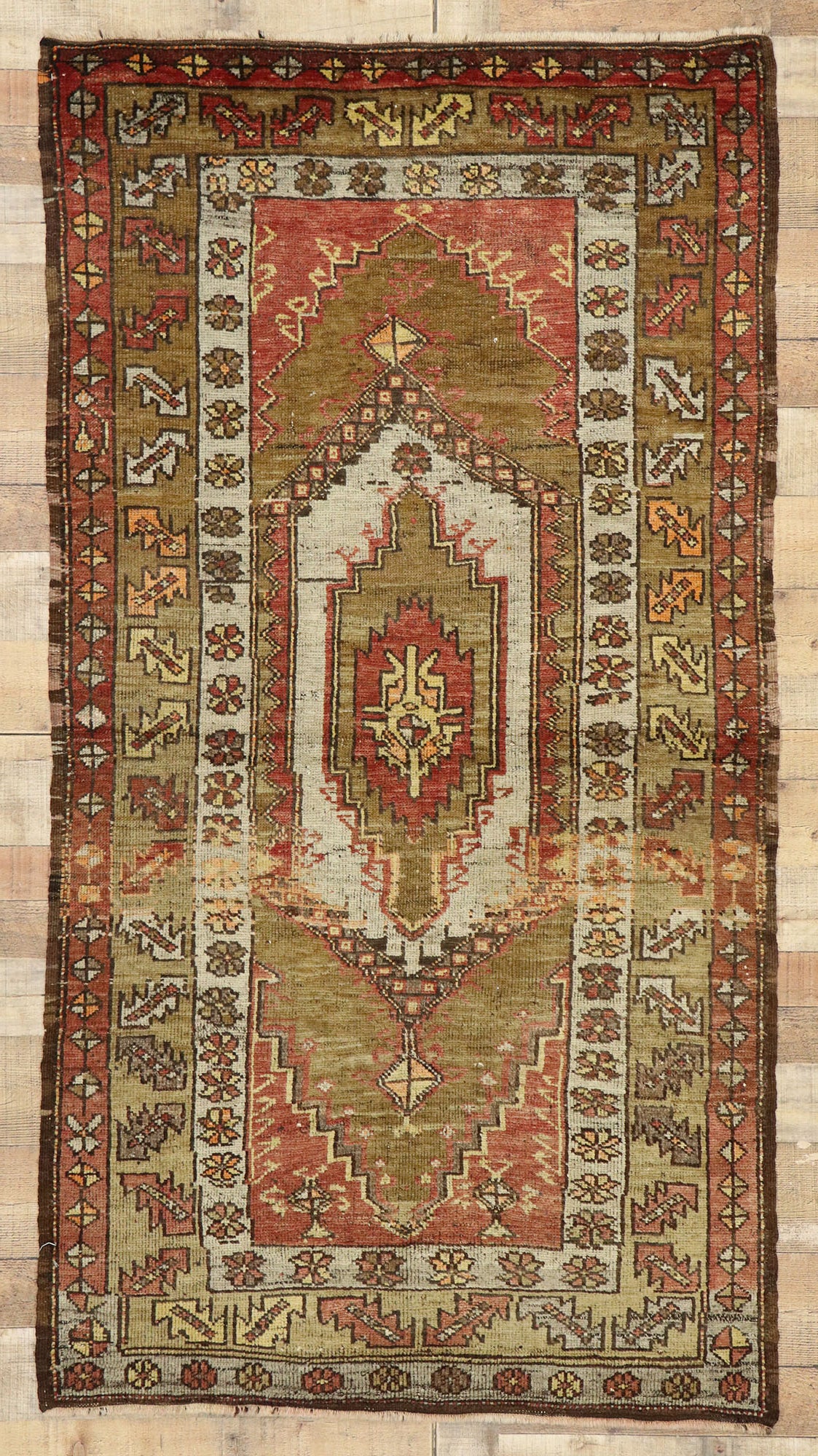4 x 7 Vintage Turkish Oushak Rug 73601
