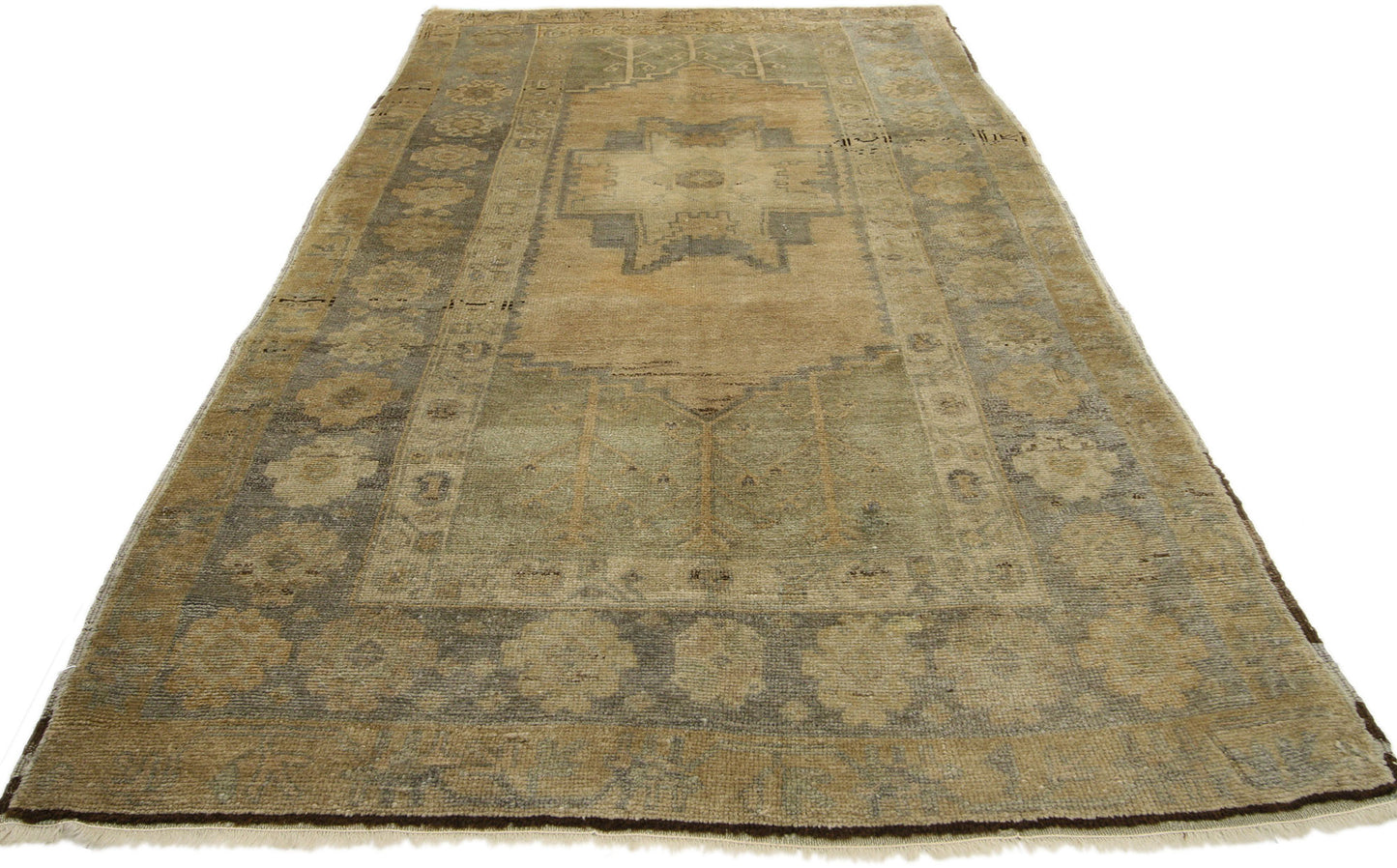4 x 7 Vintage Turkish Oushak Rug 73638