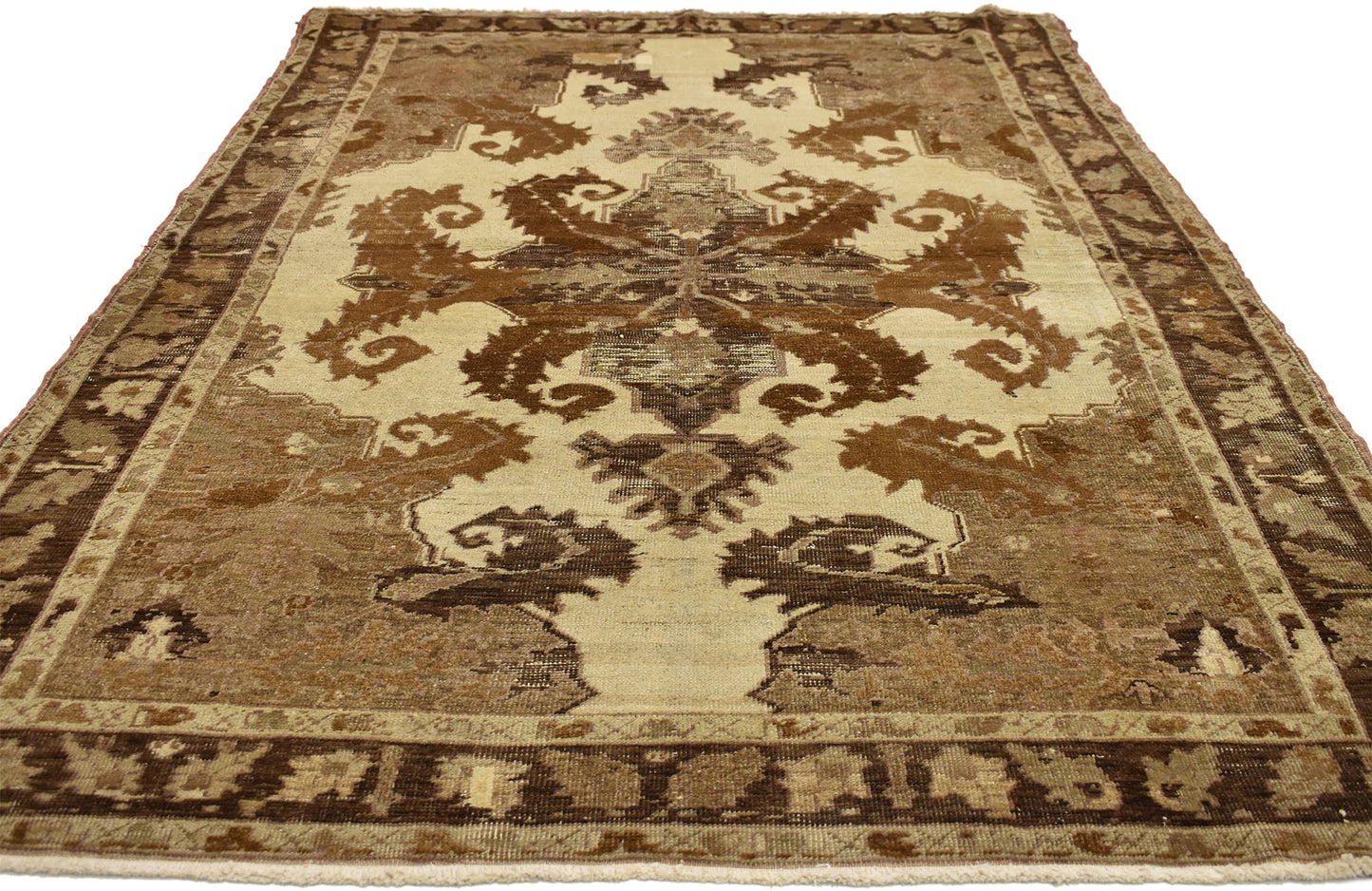5 x 7 Vintage Turkish Oushak Rug 73661