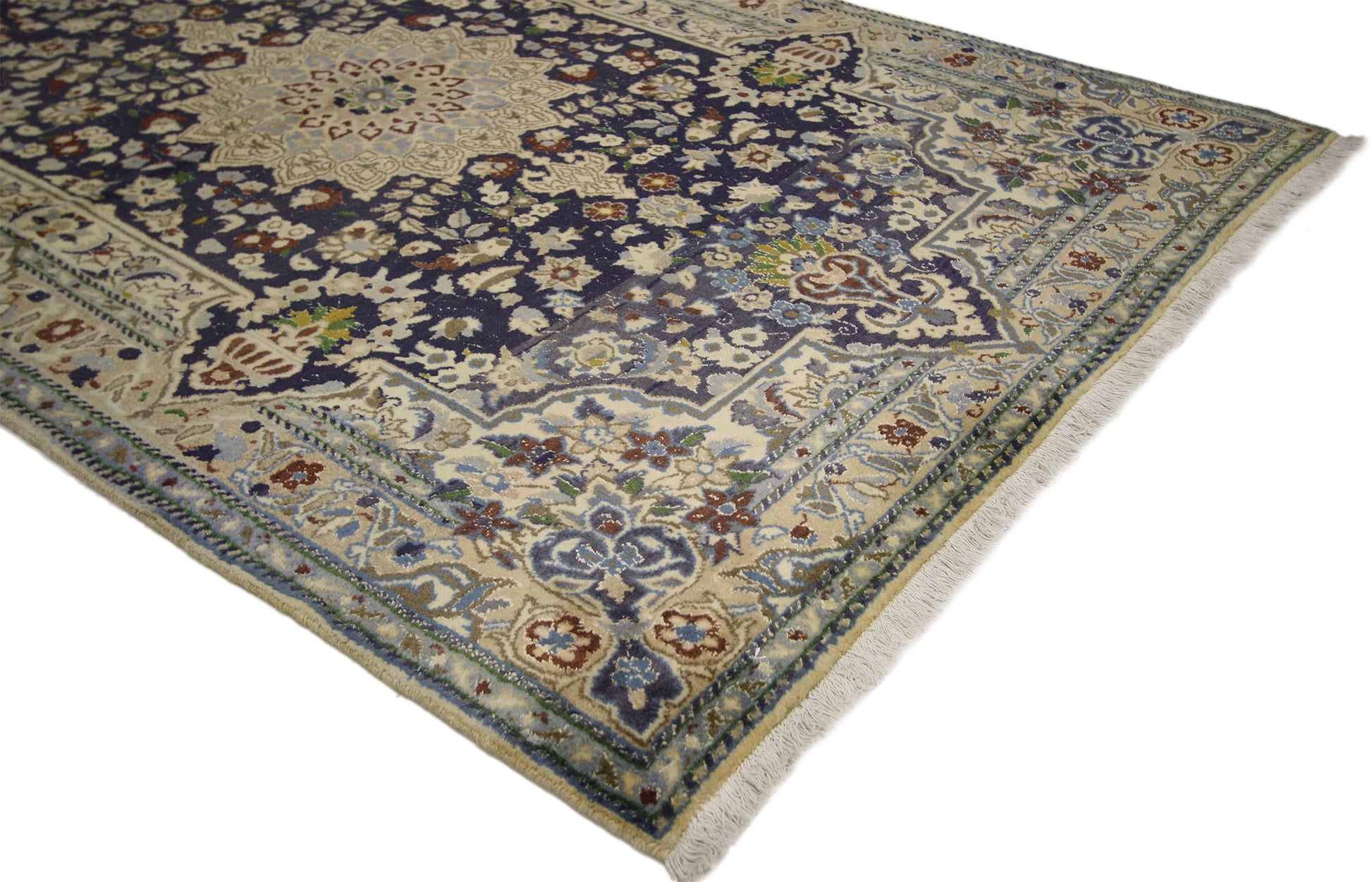 4 x 6 Vintage Nain Rug 73676