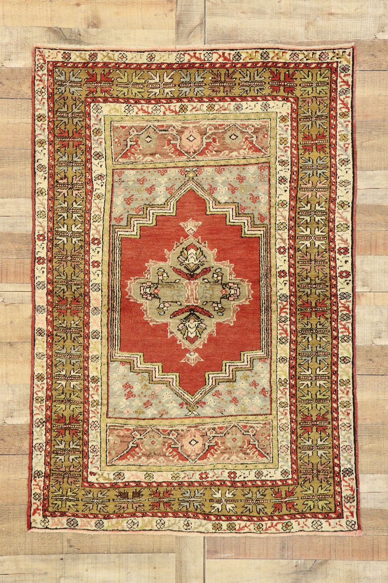 4 x 5 Vintage Turkish Oushak Rug 73863
