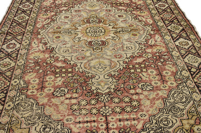 4 x 6 Vintage Turkish Sivas Rug 73912