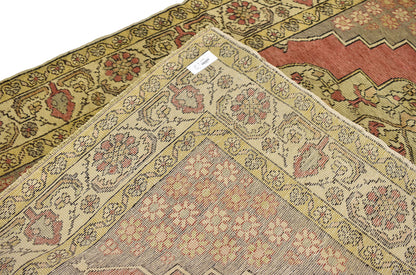 4 x 5 Vintage Turkish Sivas Rug 73920
