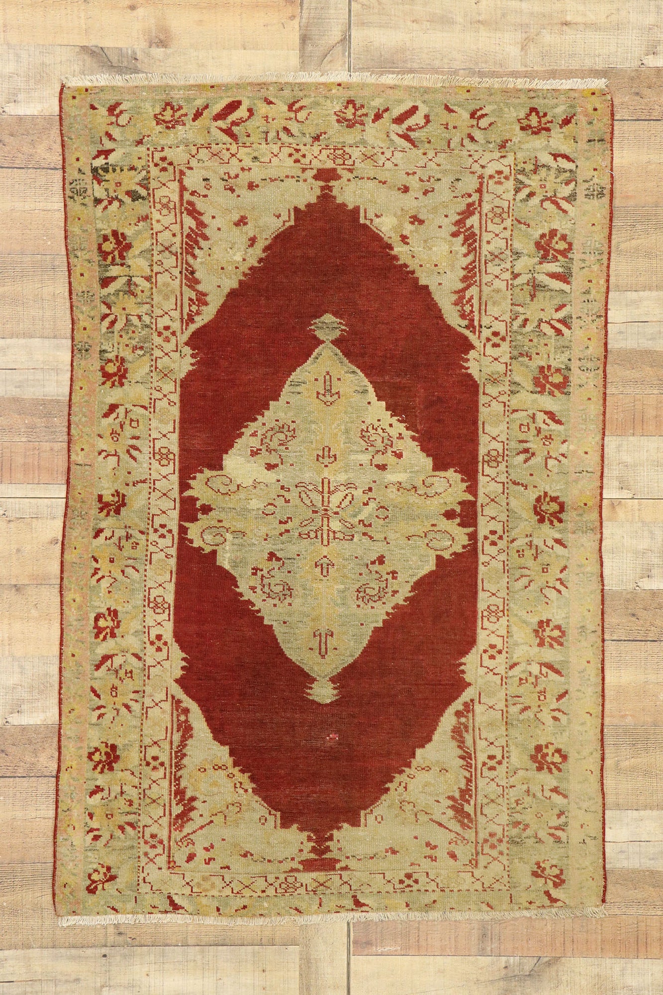 4 x 5 Vintage Turkish Oushak Rug 73932