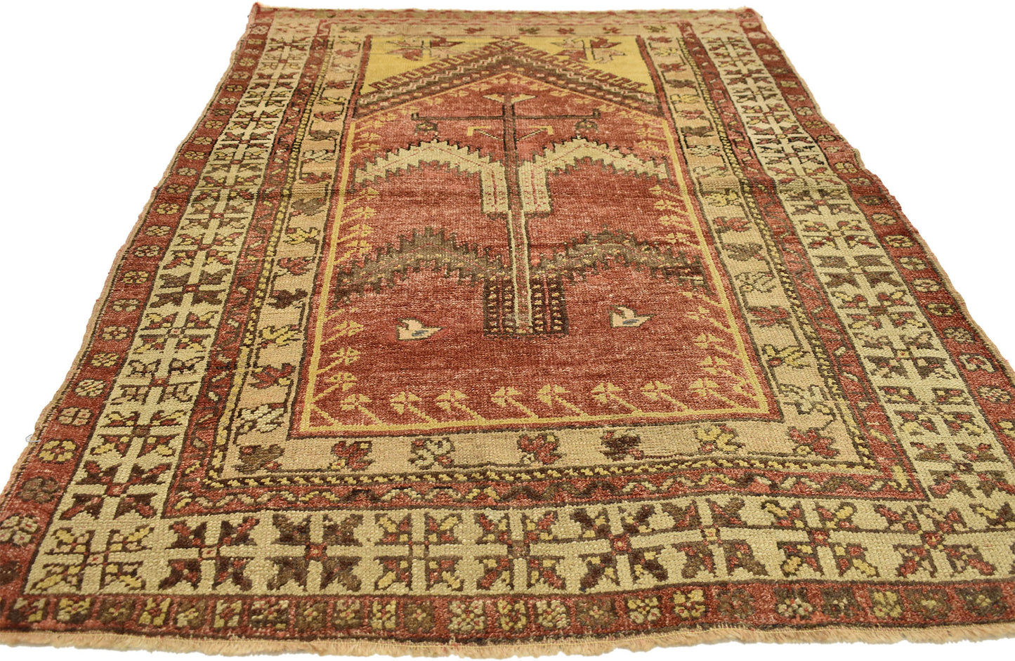 4 x 6 Vintage Turkish Oushak Prayer Rug 73941