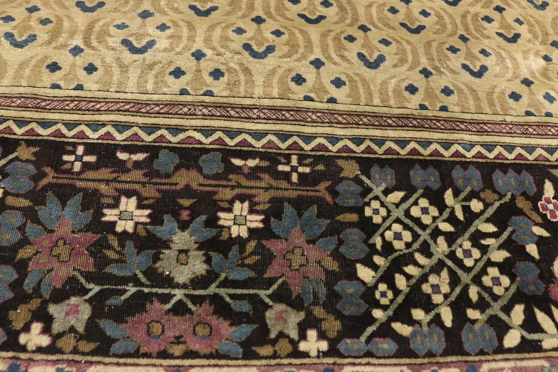 10 x 14 Antique Indian Agra Rug 73986