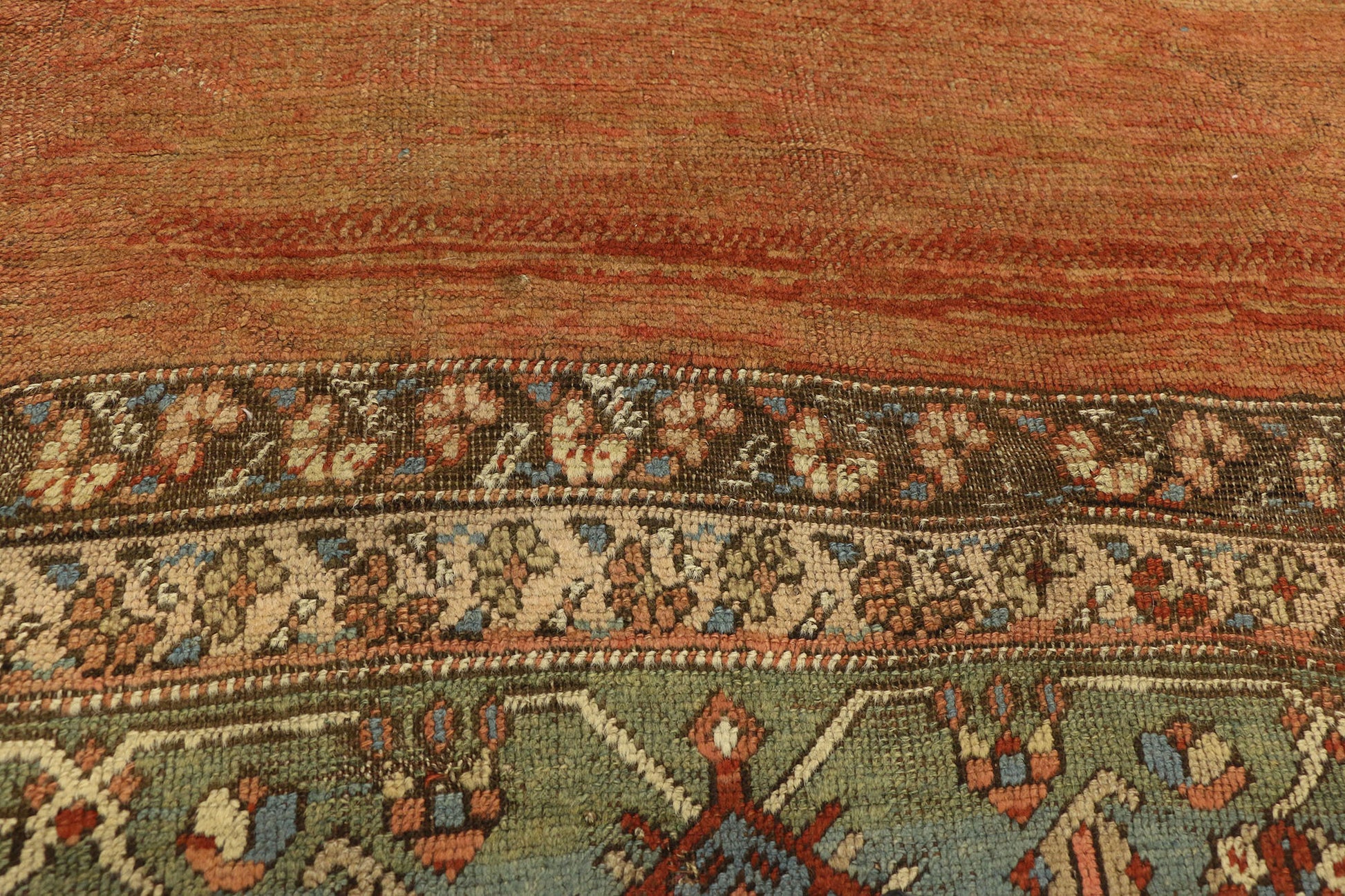 9 x 15 Antique Persian Bakshaish Rug 73994