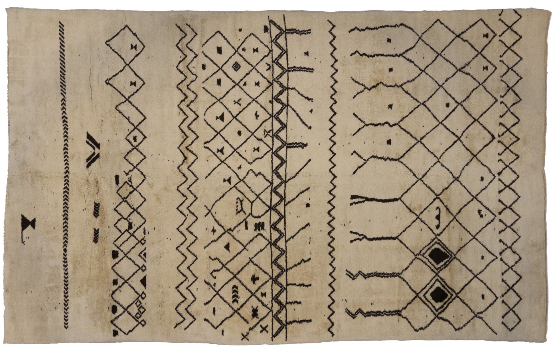 10 x 16 Moroccan Rug 74165