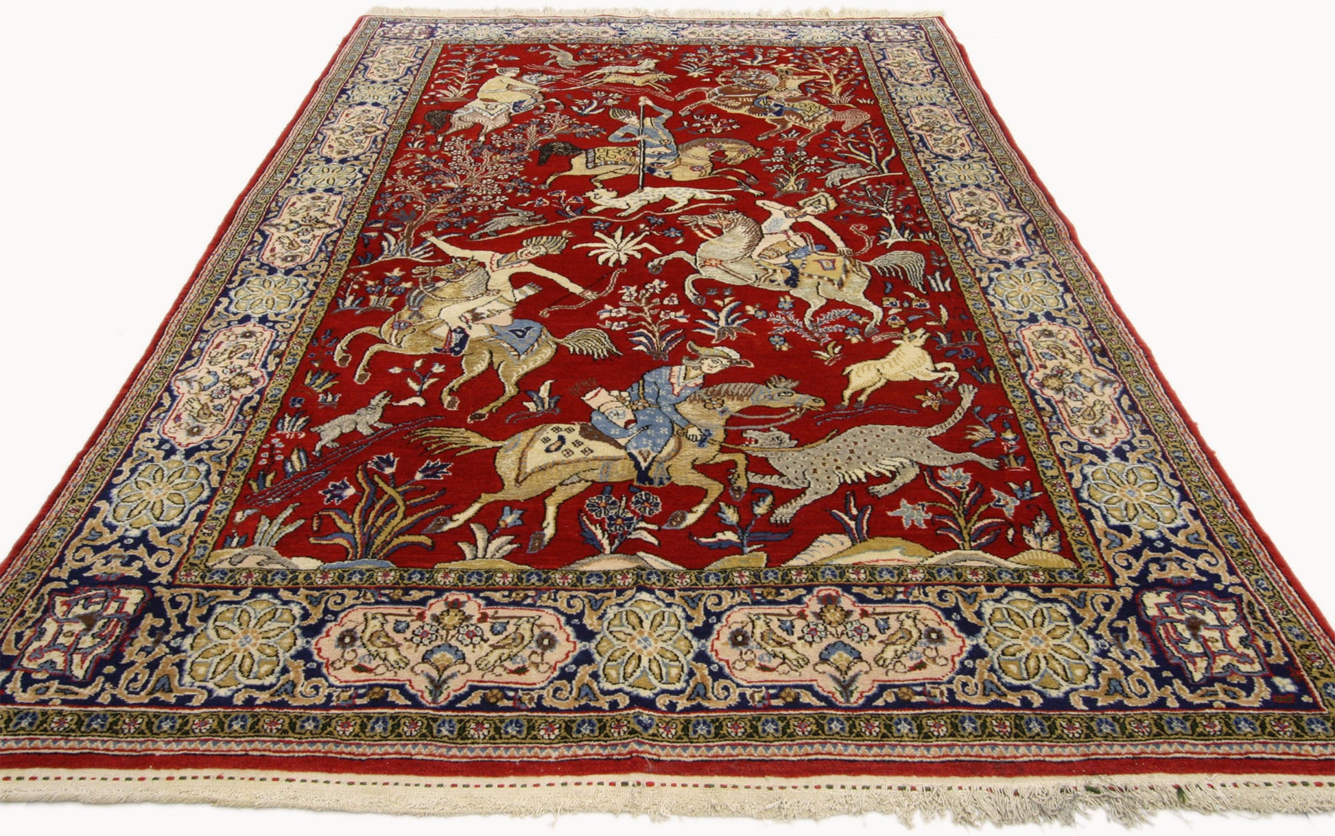 5 x 7 Vintage Persian Qum Hunting Rug 74209
