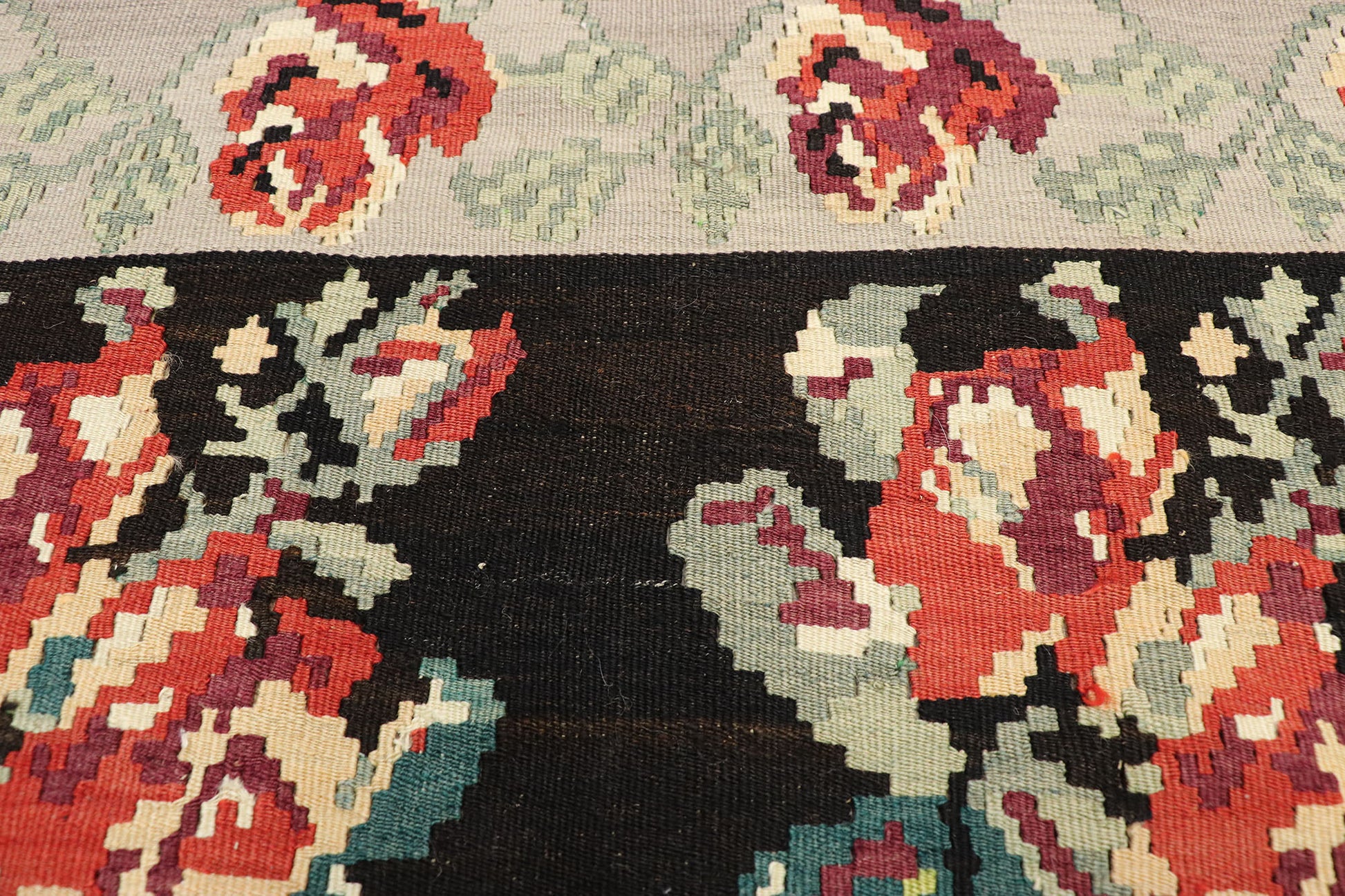 8 x 11 Vintage Turkish Rose Kilim Rug 74245