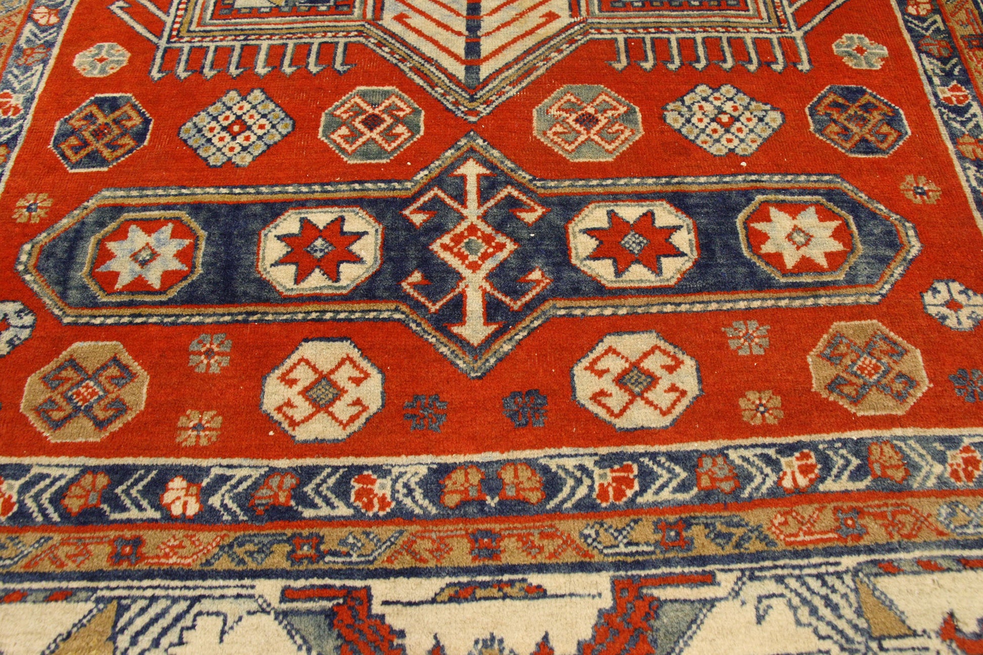 4 x 7 Antique Yeravan Rug 74318