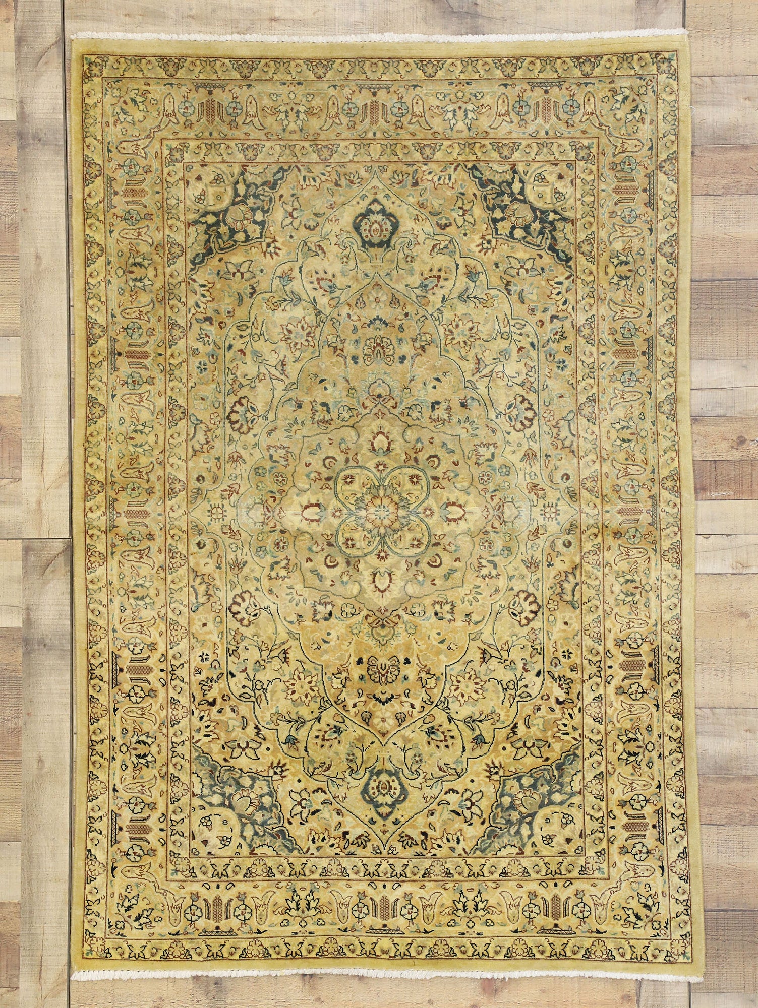 4 x 6 Vintage Indian Mashhad Rug 74339