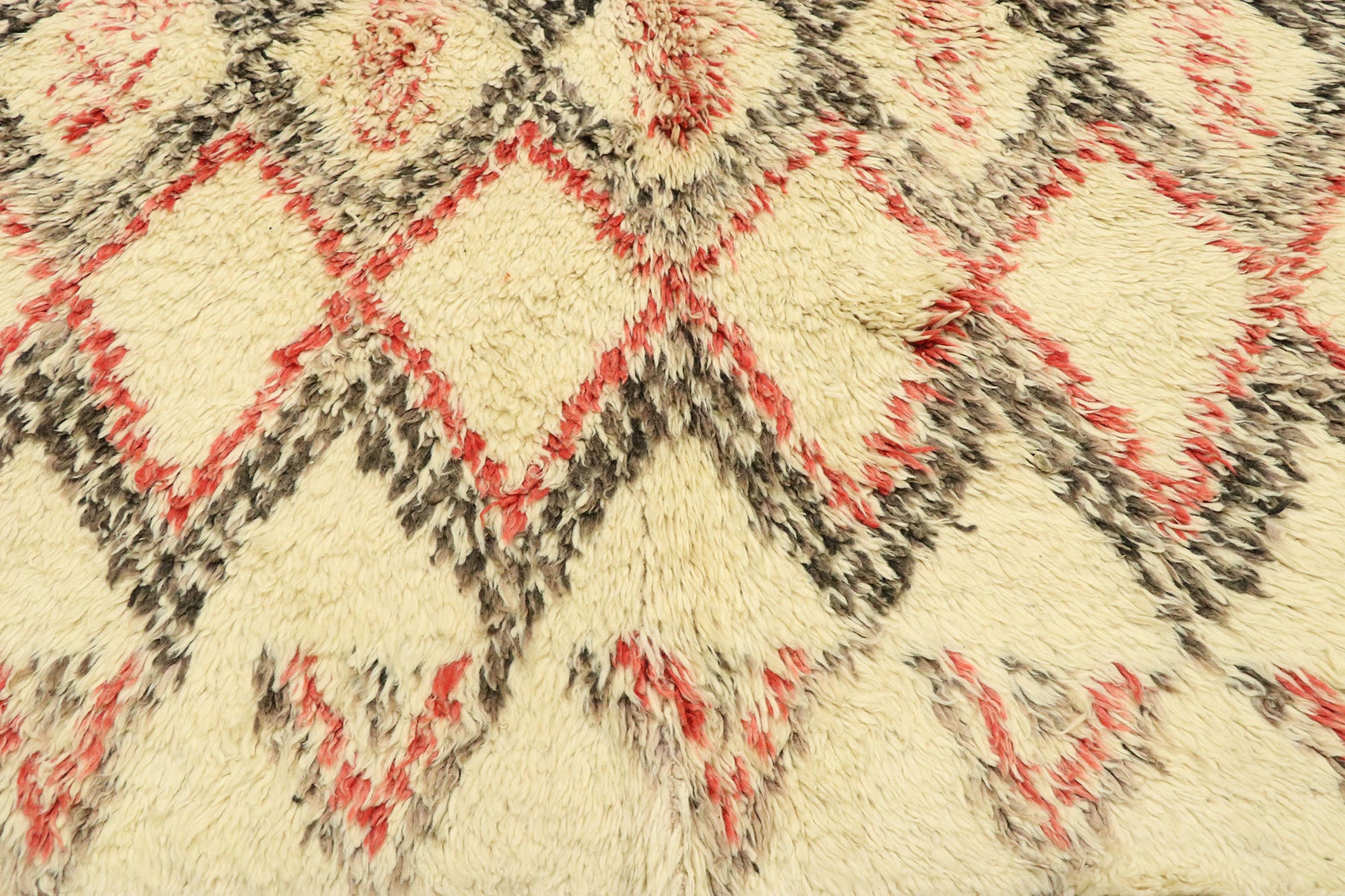 7 x 11 Vintage Moroccan Beni Ourain Rug 74509