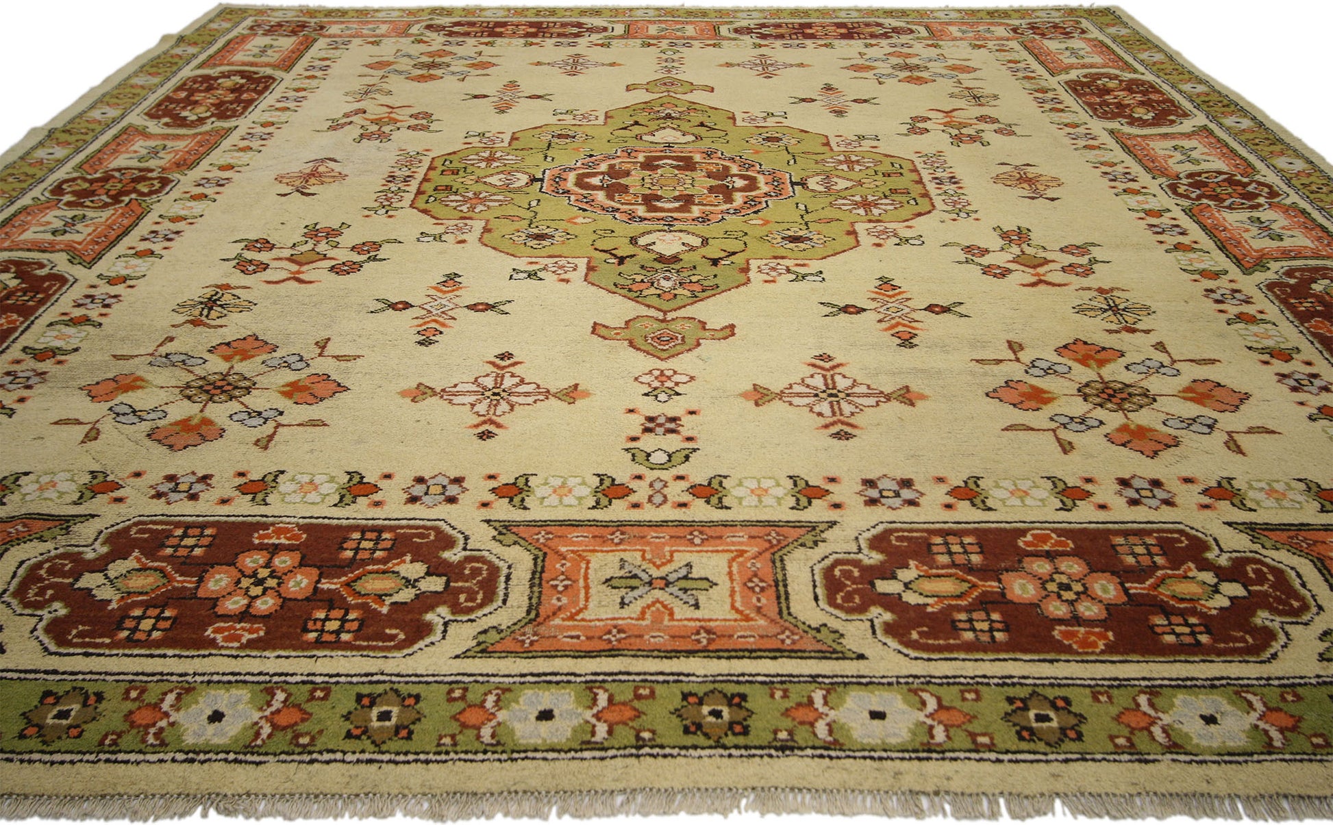 9 x 10 Vintage European Rug 74687