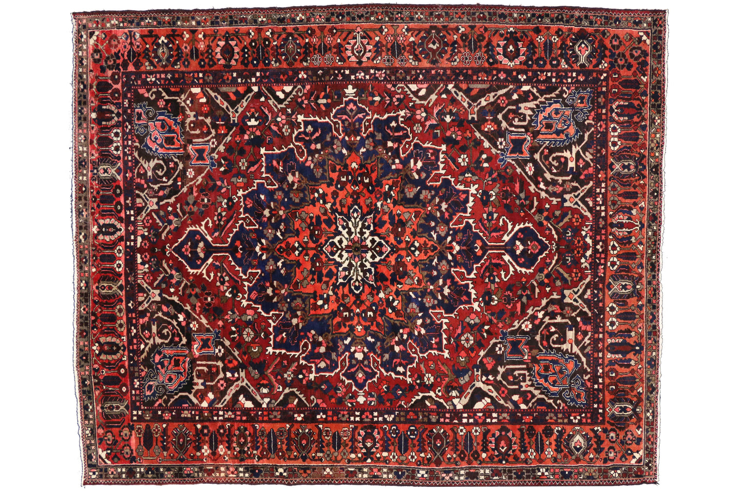 10 x 13 Antique Persian Bakhtiari Rug 74699