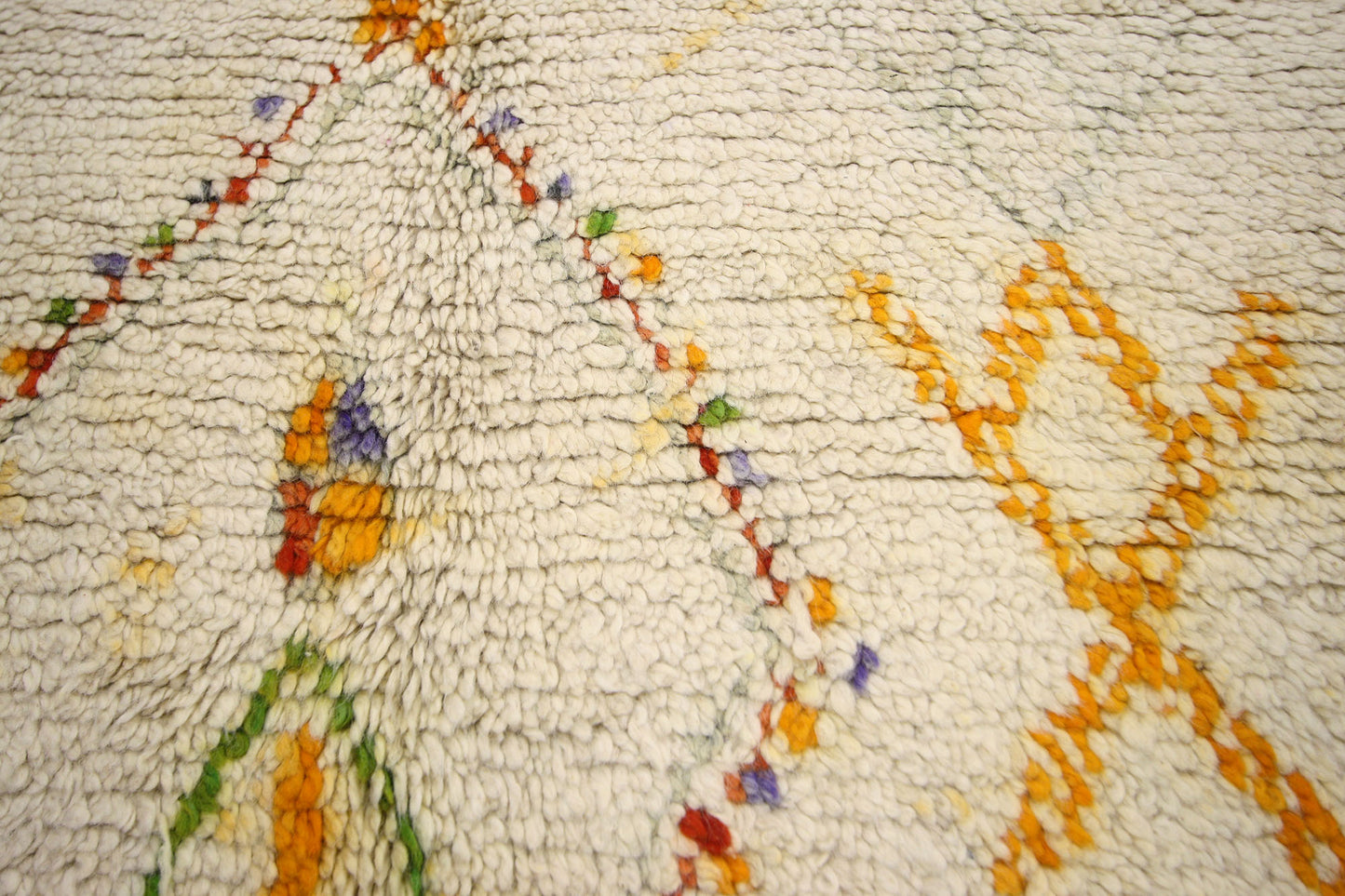 5 x 8 Vintage Moroccan Rug 74704