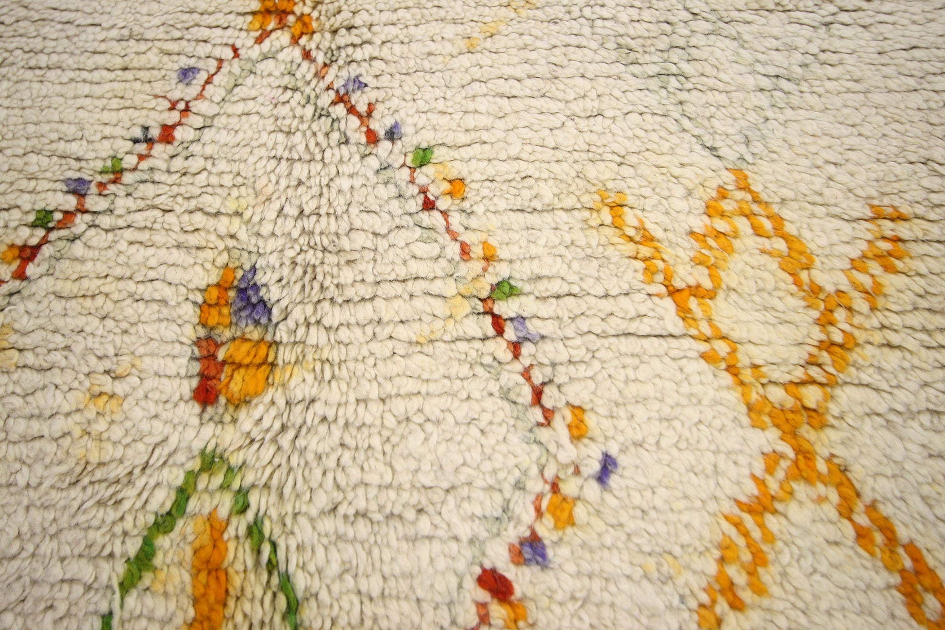 5 x 8 Vintage Moroccan Rug 74704