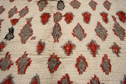 4 x 5 Vintage Moroccan Rug 74706