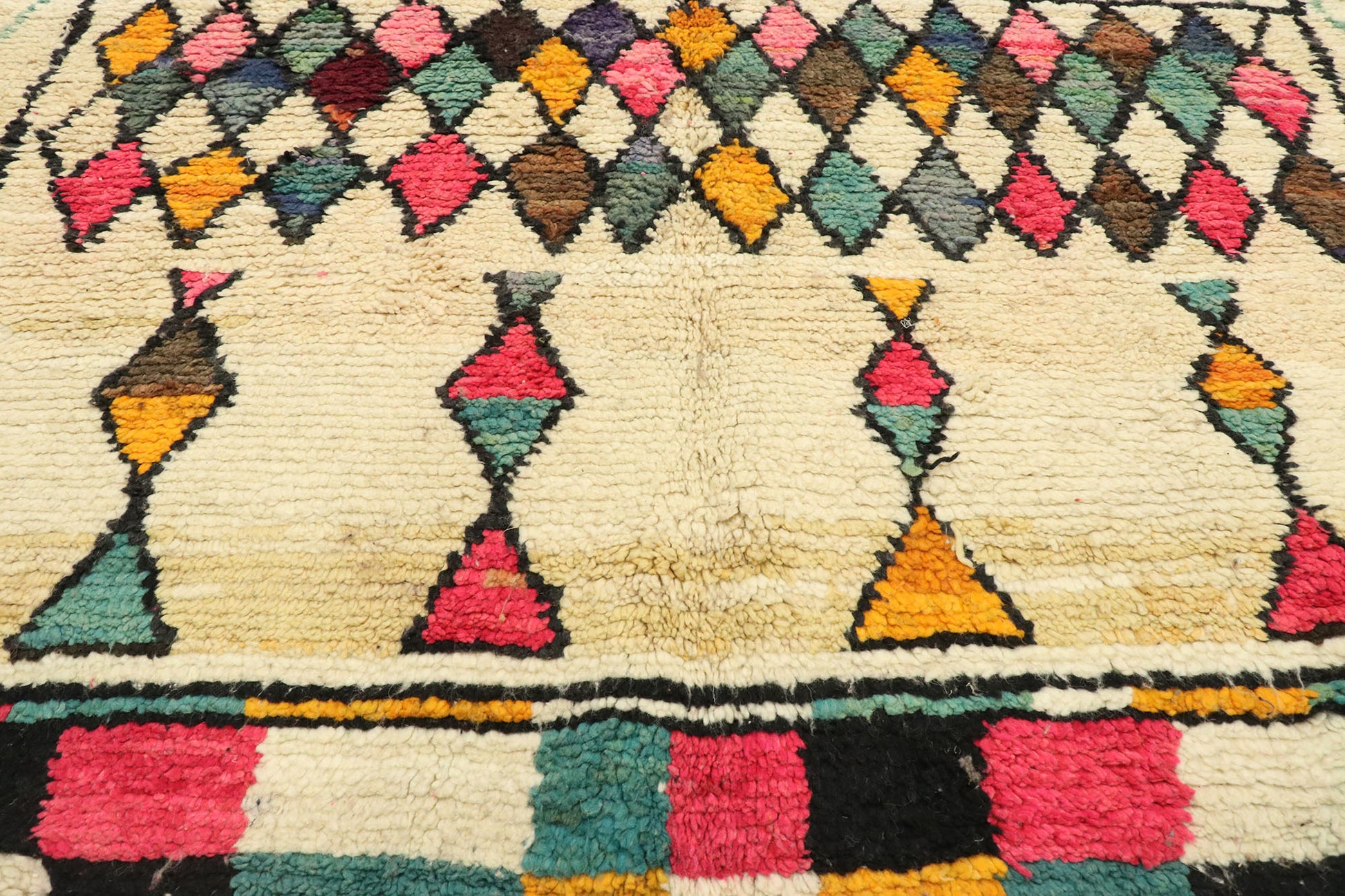 5 x 7 Vintage Moroccan Azilal Rug 74758