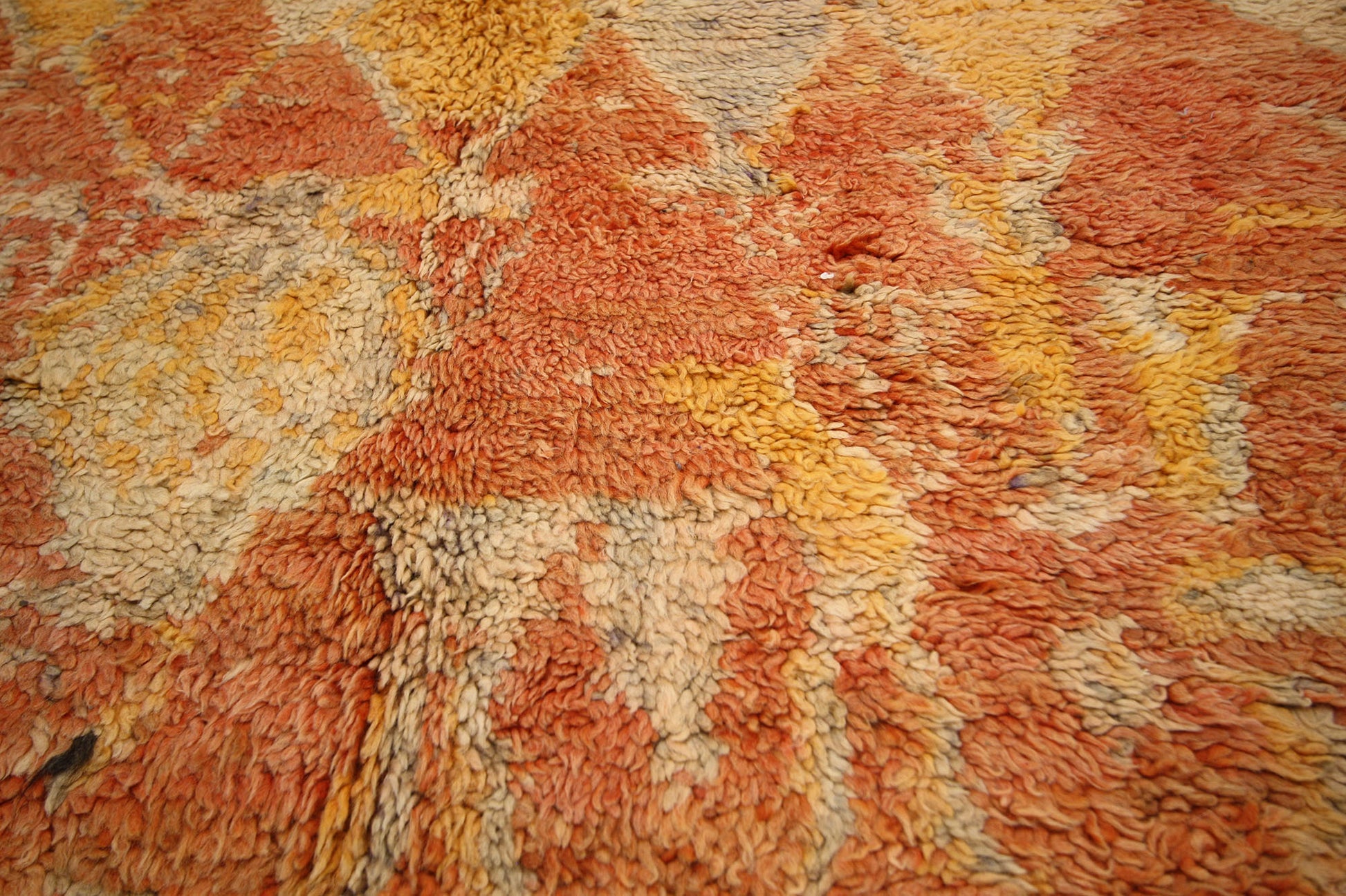 4 x 8 Vintage Moroccan Rug 74769