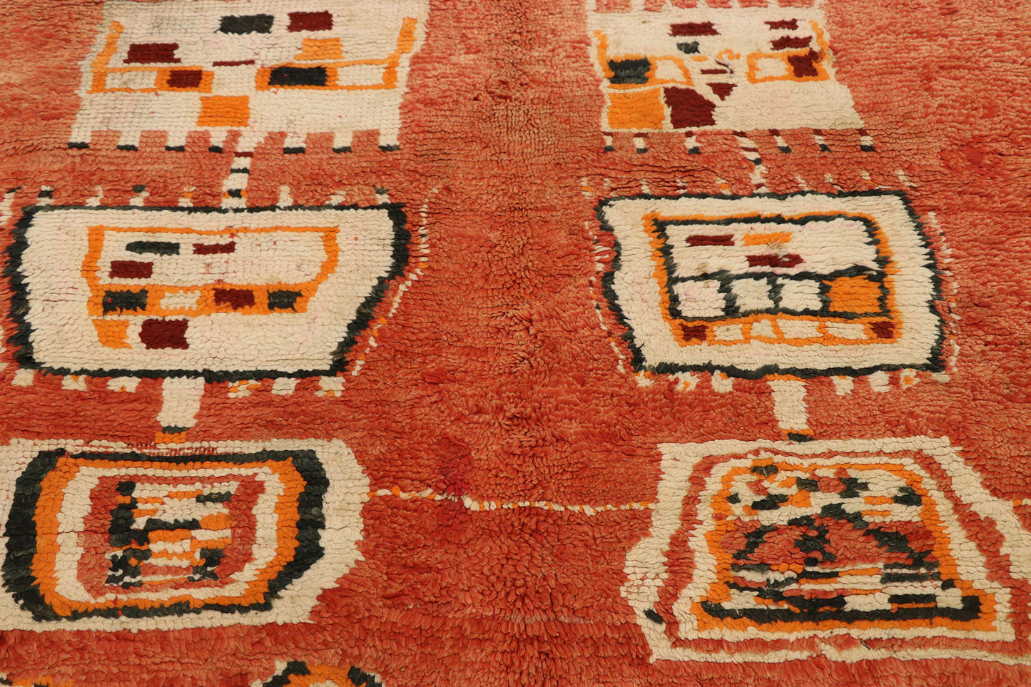 5 x 8 Vintage Moroccan Rug 74773