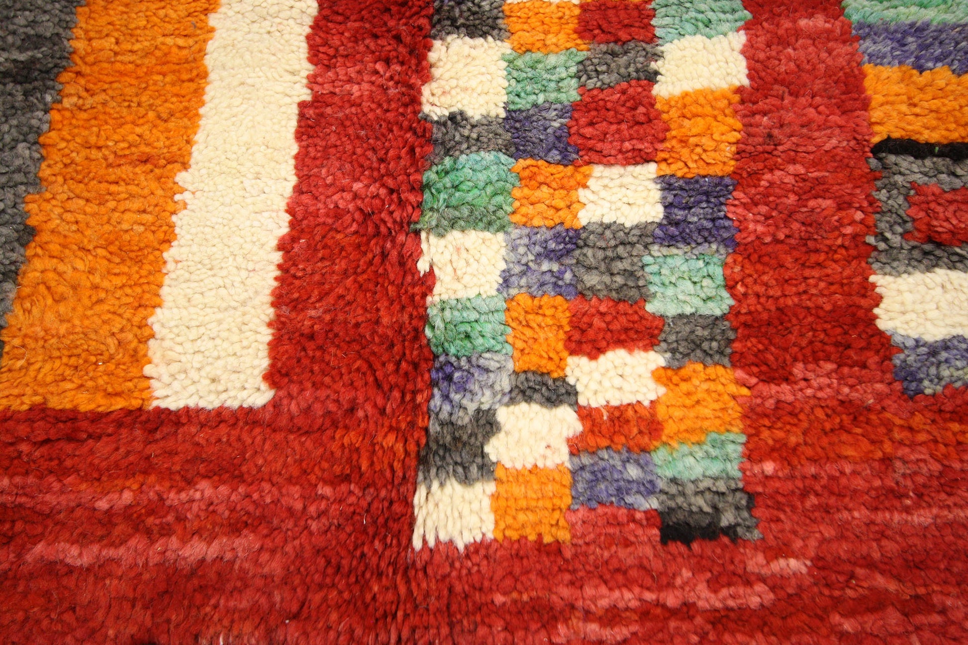 5 x 8 Vintage Moroccan Rug 74789