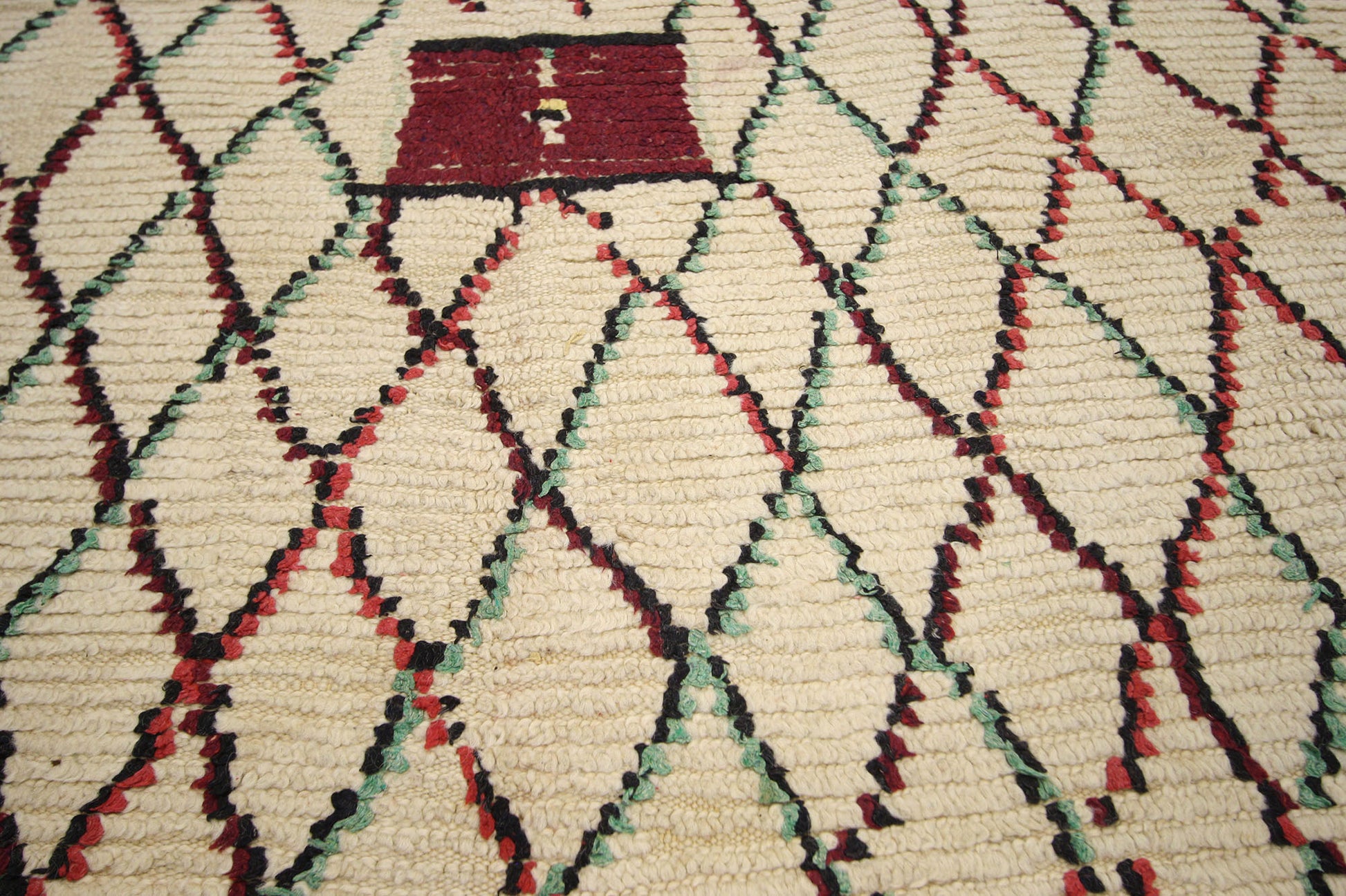 5 x 7 Vintage Moroccan Rug 74793