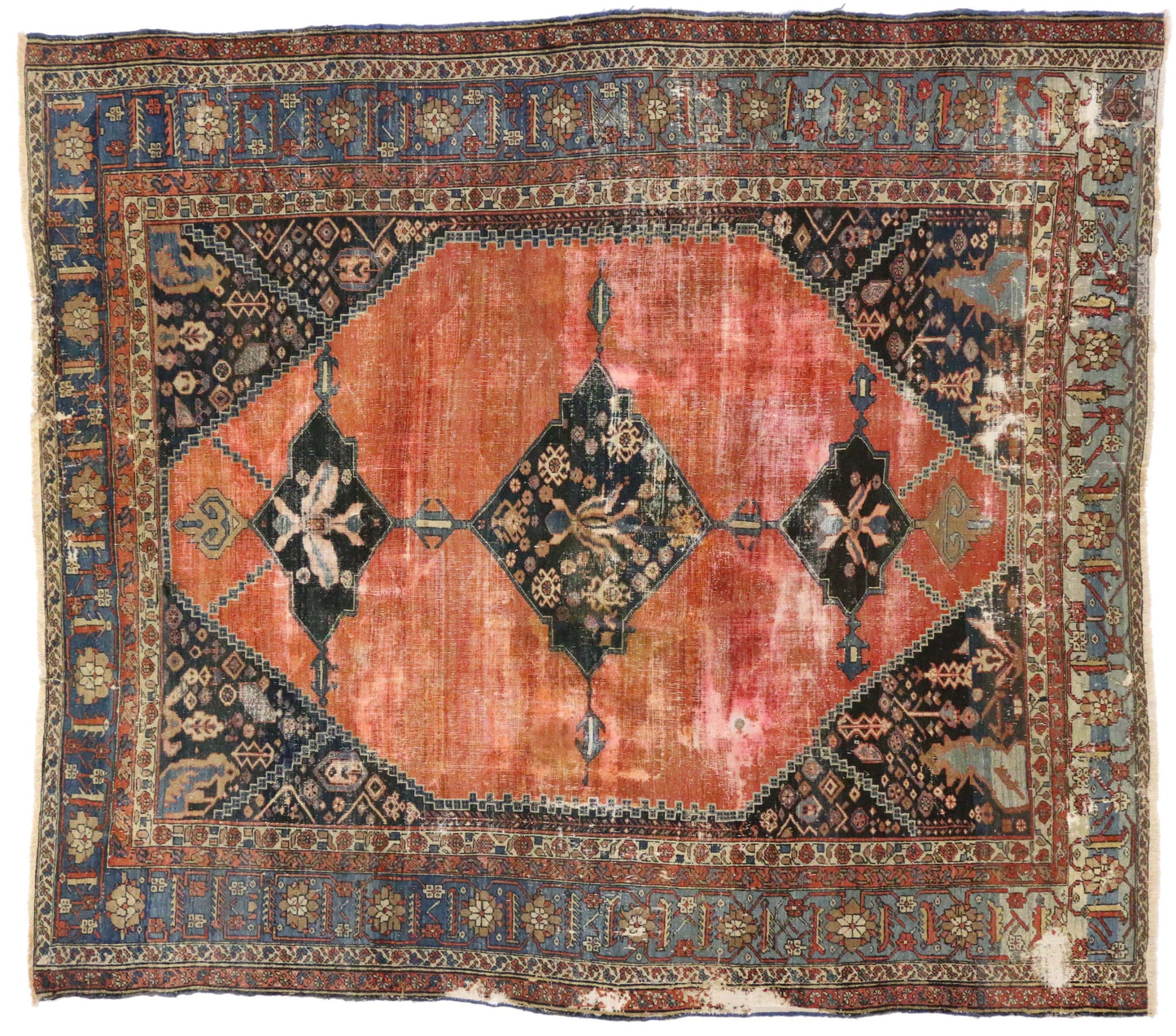 9 x 10 Antique Serapi Rug 74905