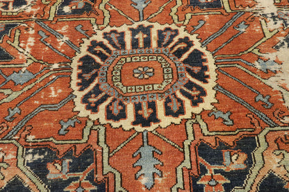 10 x 13 Antique Persian Serapi Rug 74951