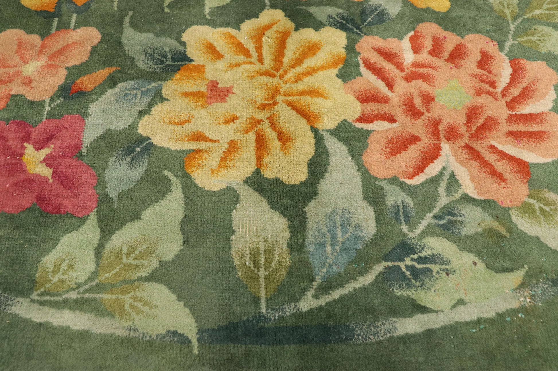 10 x 13 Vintage Art Deco Rug 74995