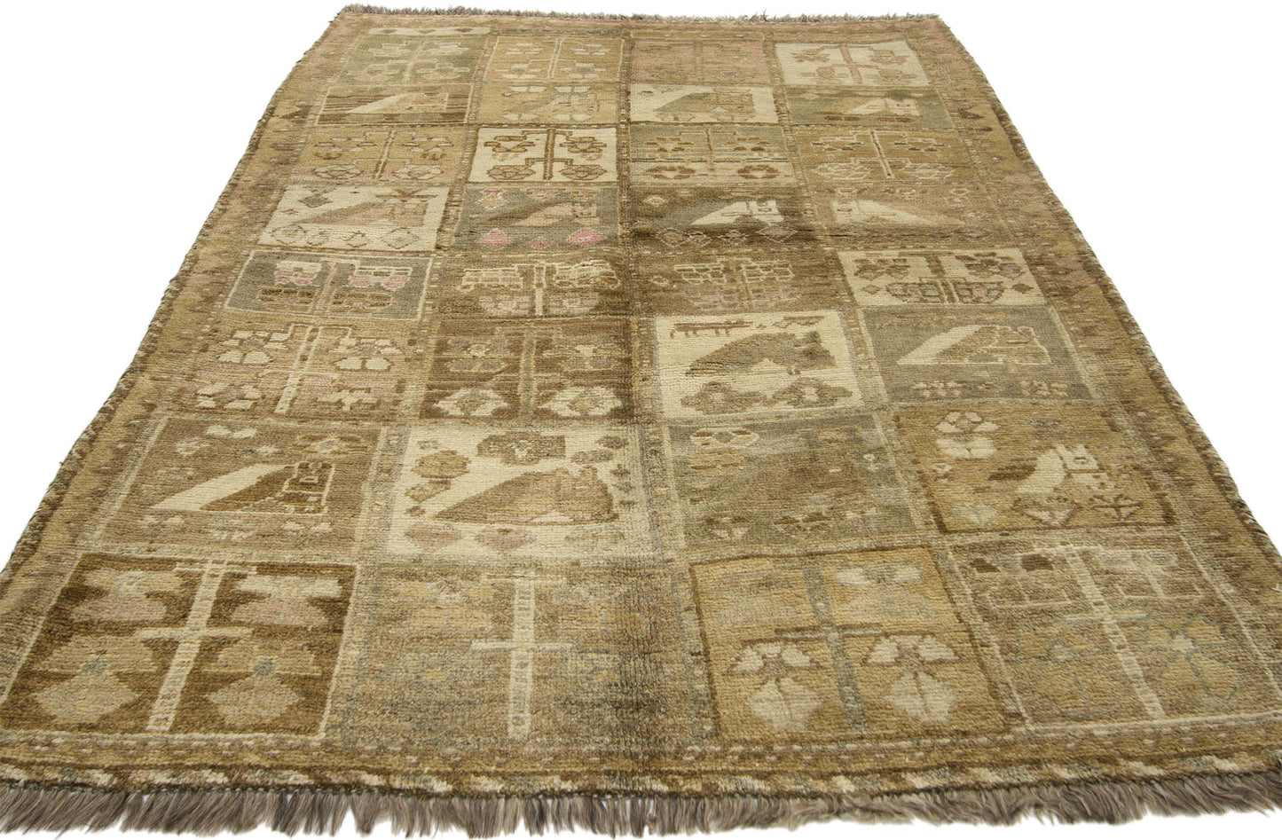 4 x 7 Vintage Persian Shiraz Rug 75057