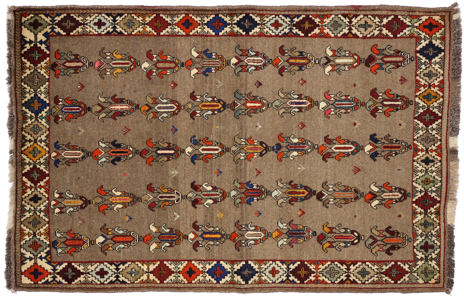 4 x 6 Vintage Shiraz Rug 75073