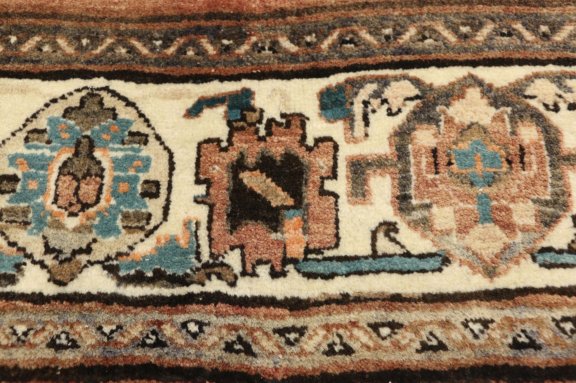 5 x 6 Vintage Persian Heriz Rug 75126