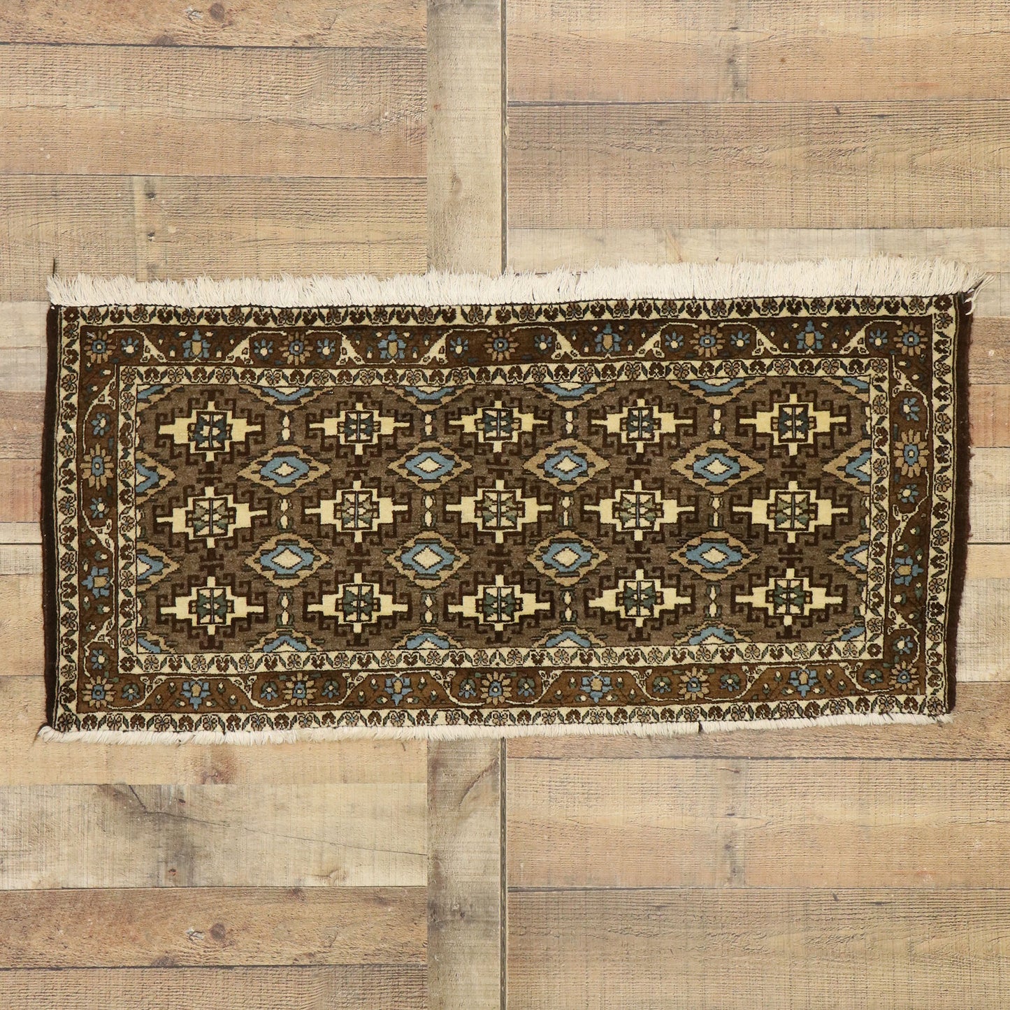 1 x 4 Vintage Persian Mashhad Rug 75166