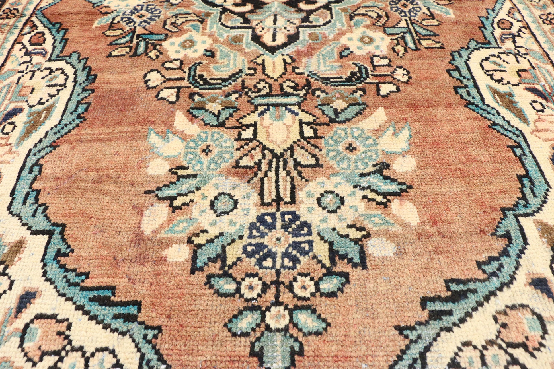 4 x 7 Vintage Persian Mahal Rug 75188