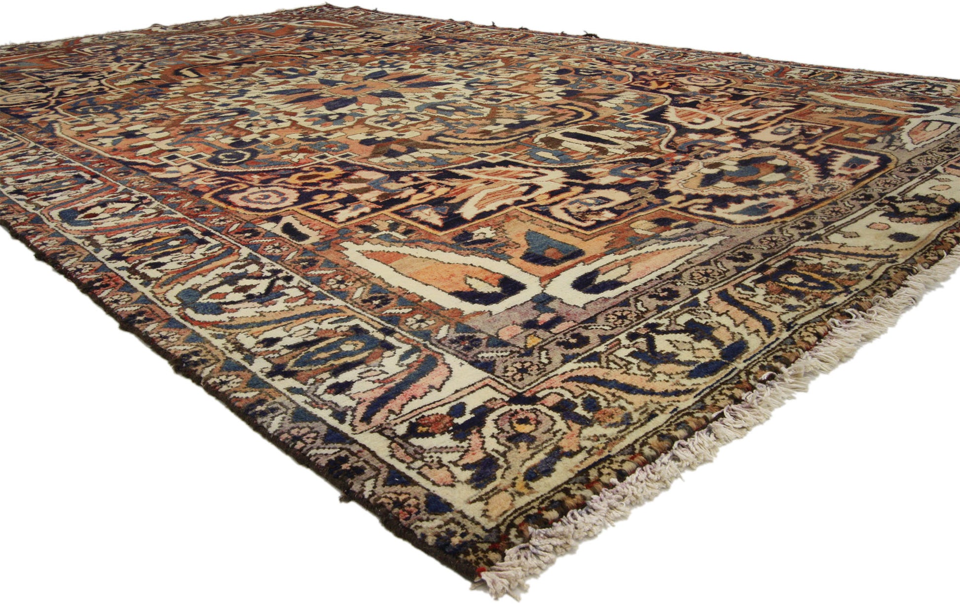 7 x 11 Vintage Persian Bakhtiari Rug 75264