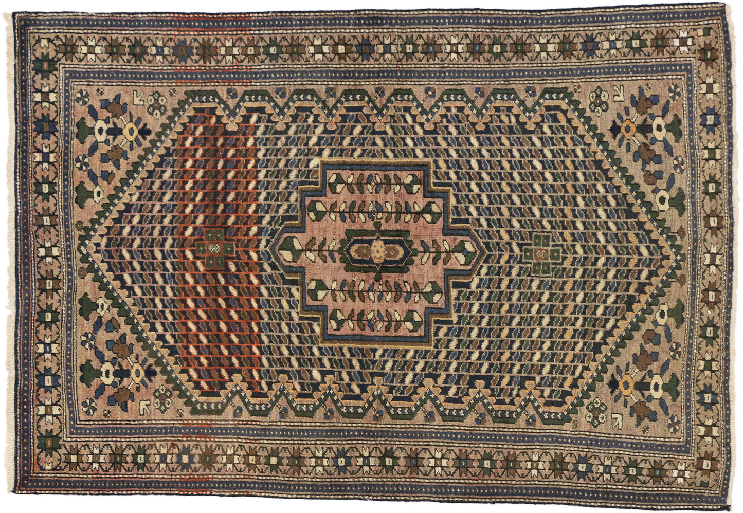 4 x 6 Vintage Persian Bakhtiari Rug 75287