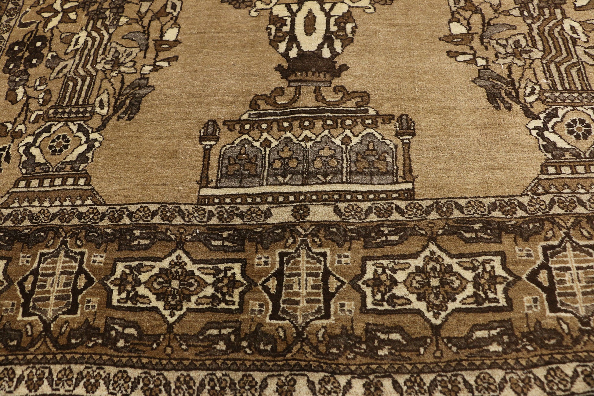 4 x 7 Vintage Persian Semnan Prayer Rug 75335